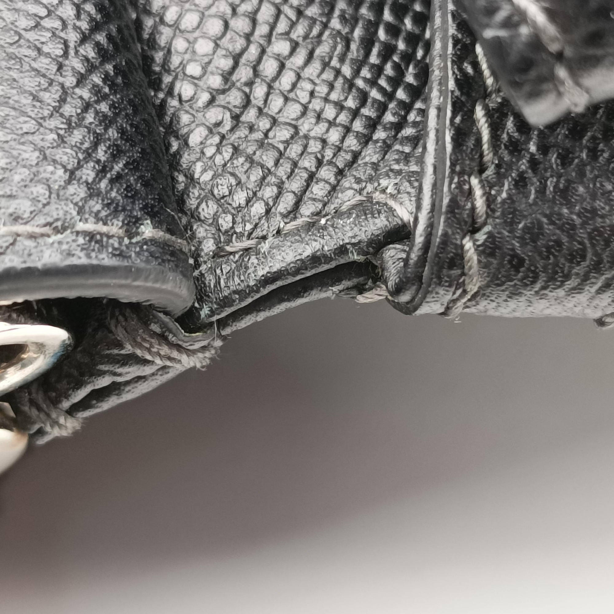 Secondhand Dolce & Gabbana SICILY Black Leather  shoulderbag | stylenewstar