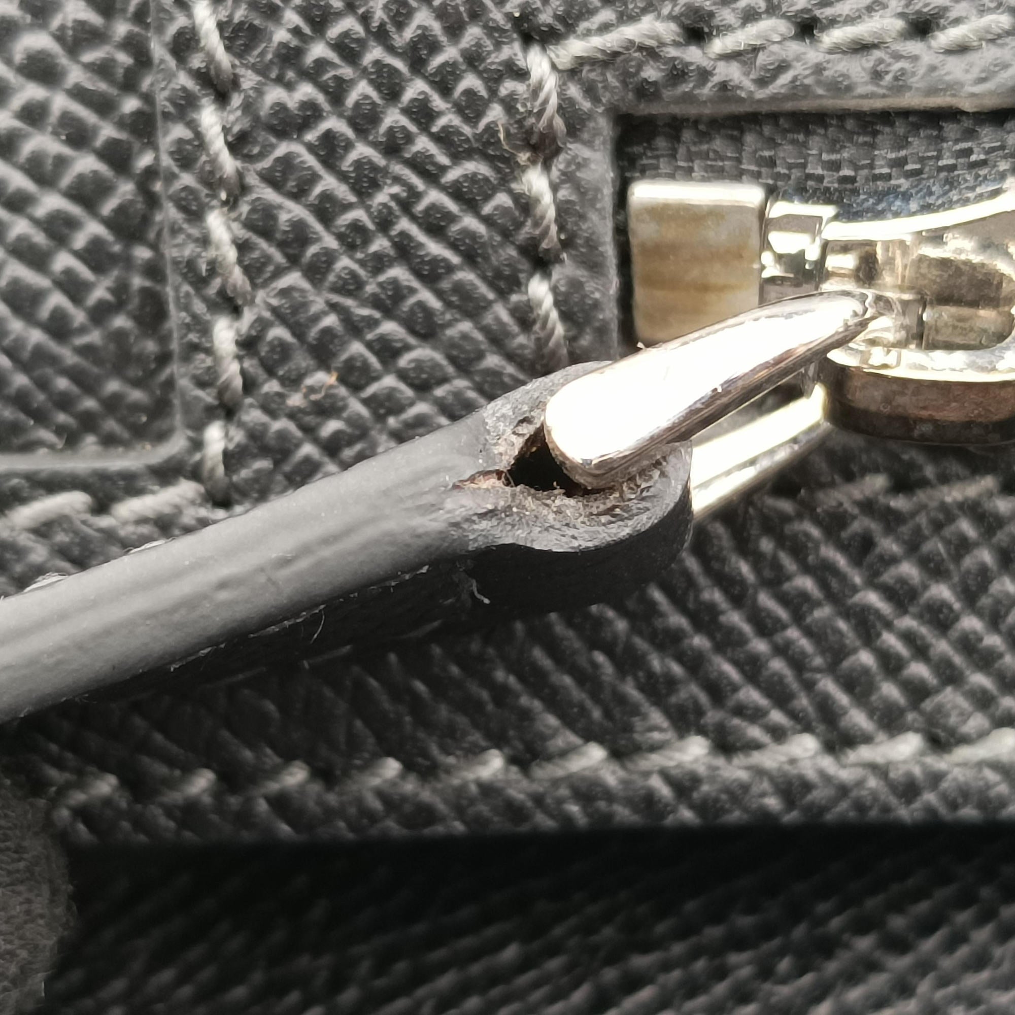 Secondhand Dolce & Gabbana SICILY Black Leather  shoulderbag | stylenewstar