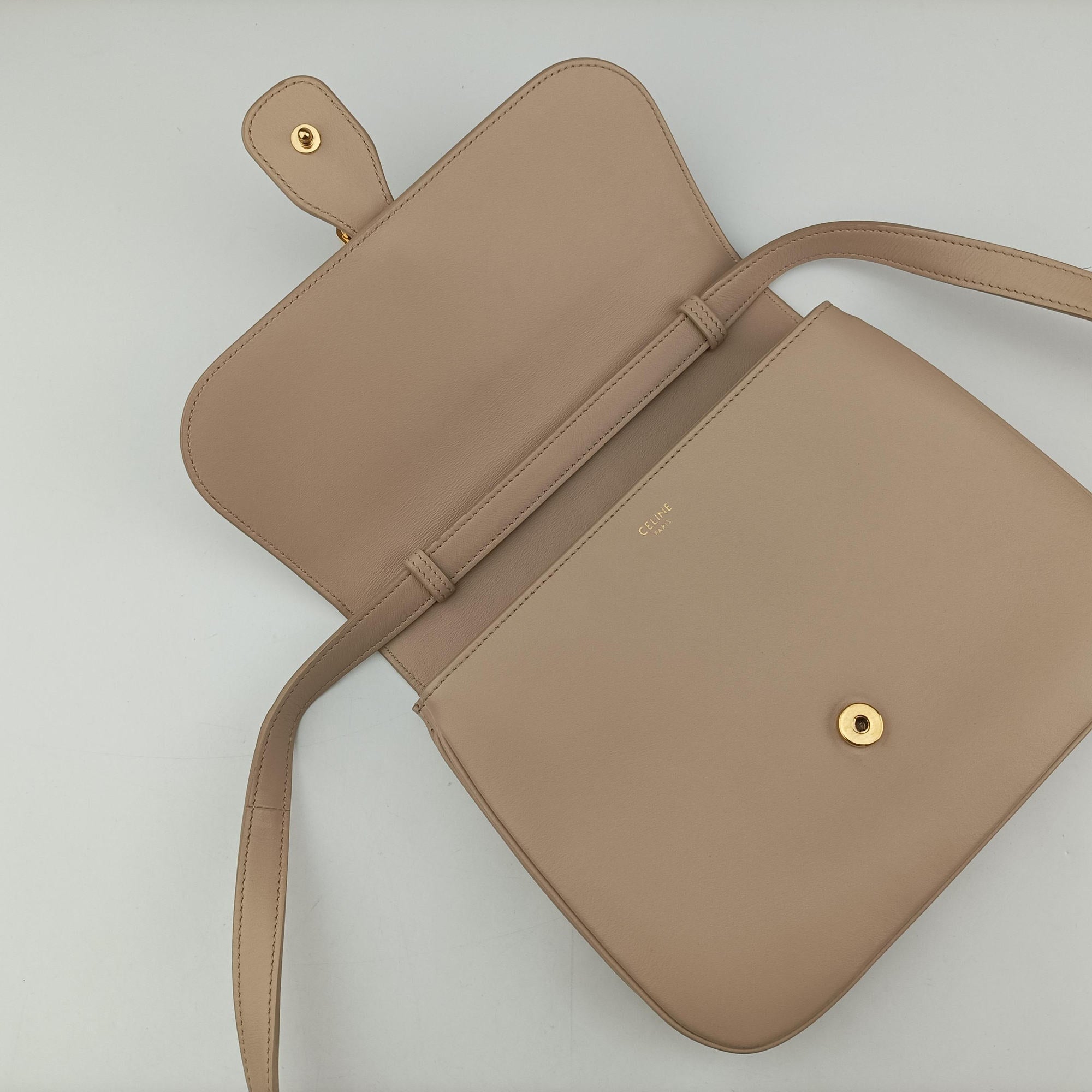 Pre-owned Celine Taboo Medium Beige leather 196583 shoulderbag | stylenewstar