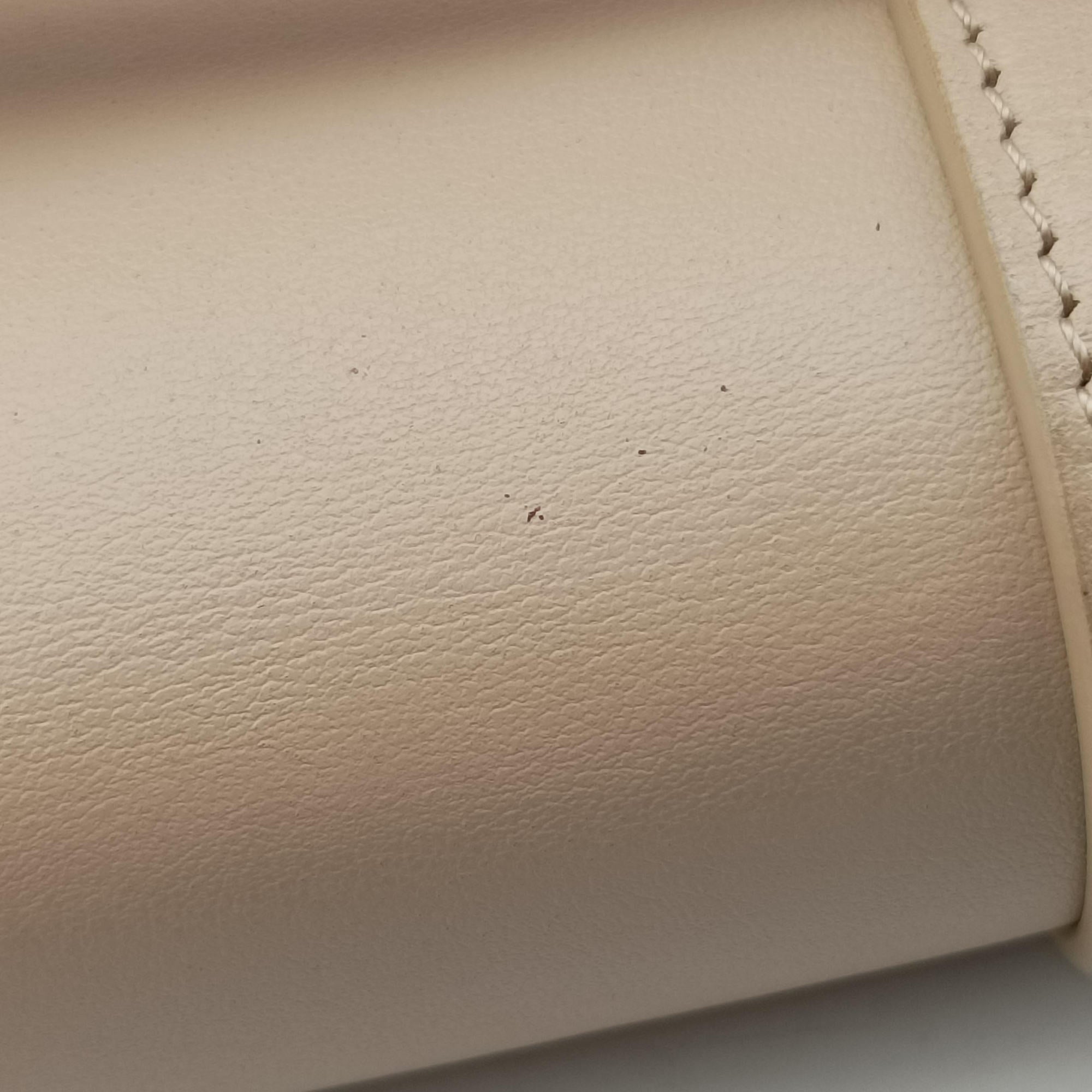 Pre-owned Celine Taboo Medium Beige leather 196583 shoulderbag | stylenewstar
