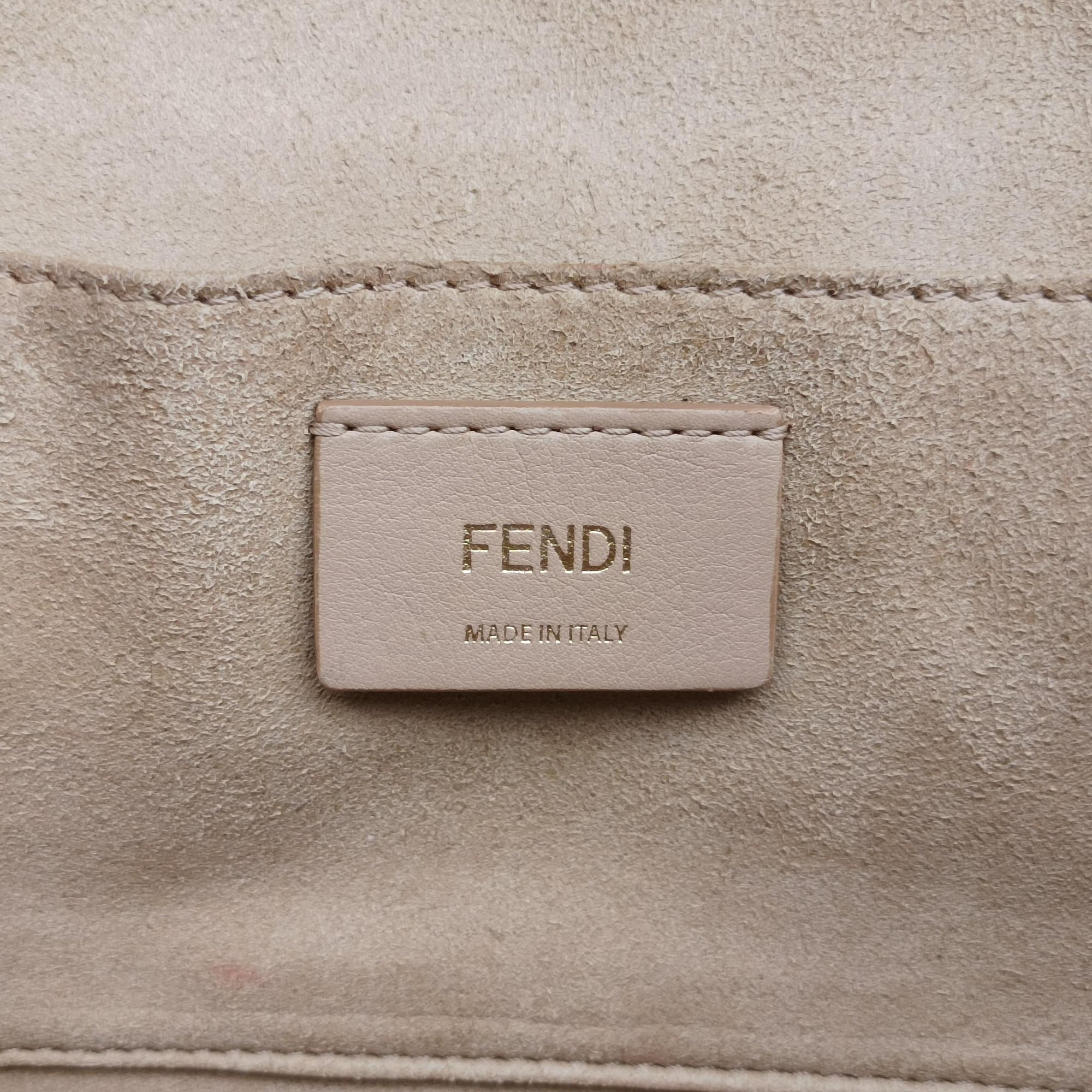 Secondhand Fendi Kan I Burgundy Leather 8BT283 shoulderbag | stylenewstar