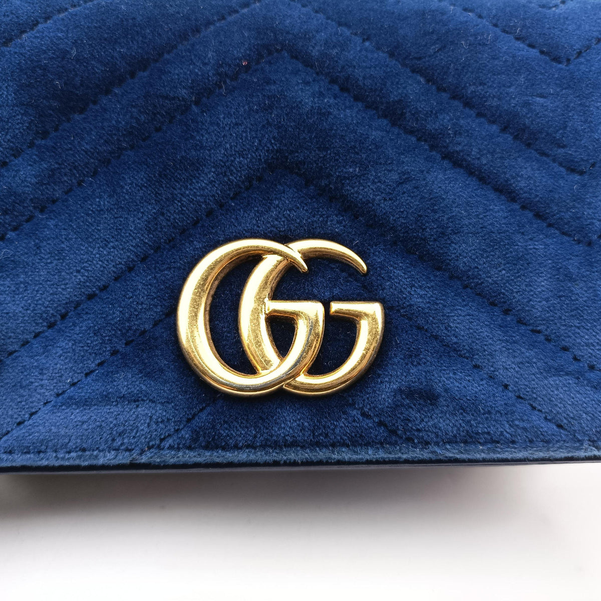 Pre-owned Gucci GG Marmont Blue velour 488426 shoulderbag | stylenewstar