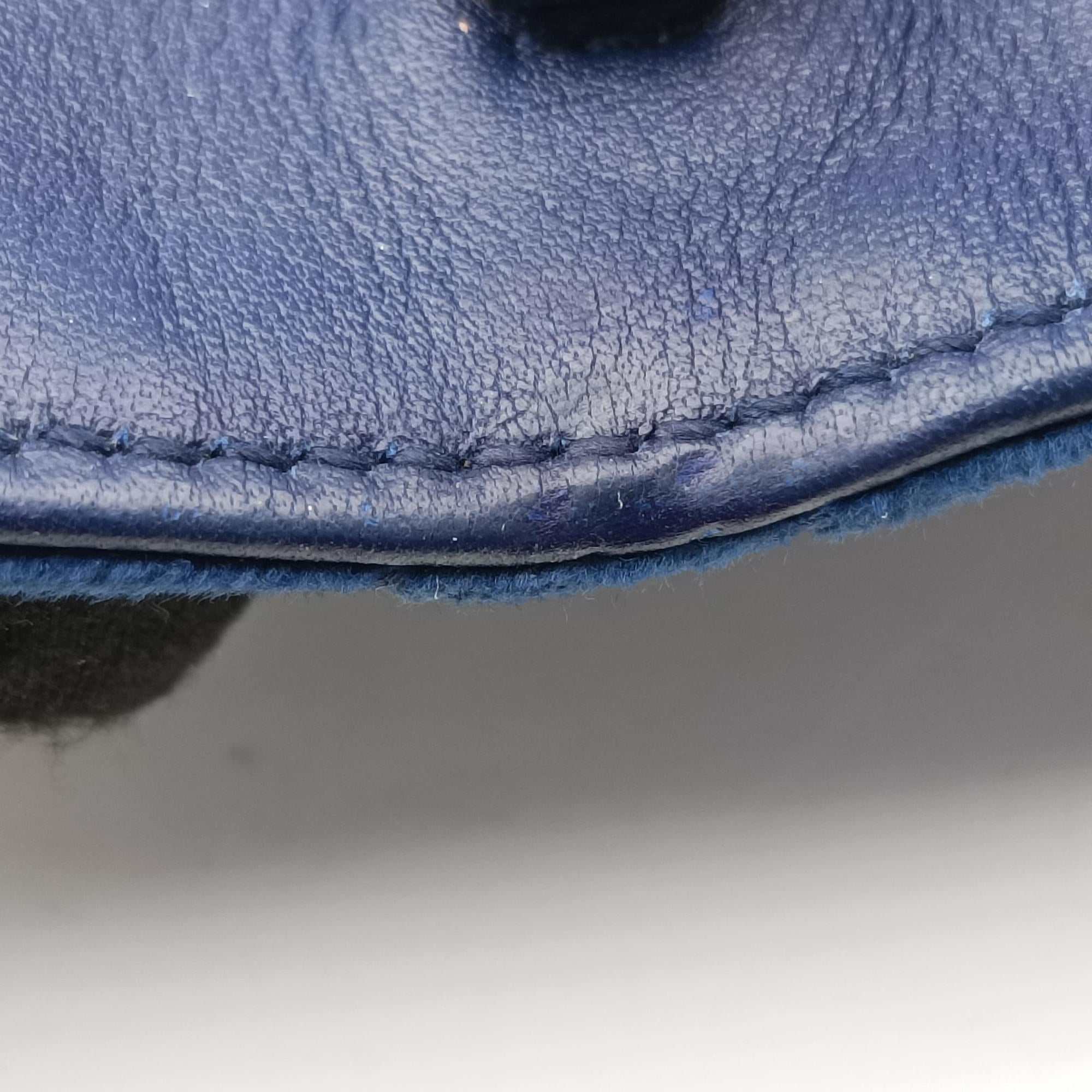 Pre-owned Gucci GG Marmont Blue velour 488426 shoulderbag | stylenewstar