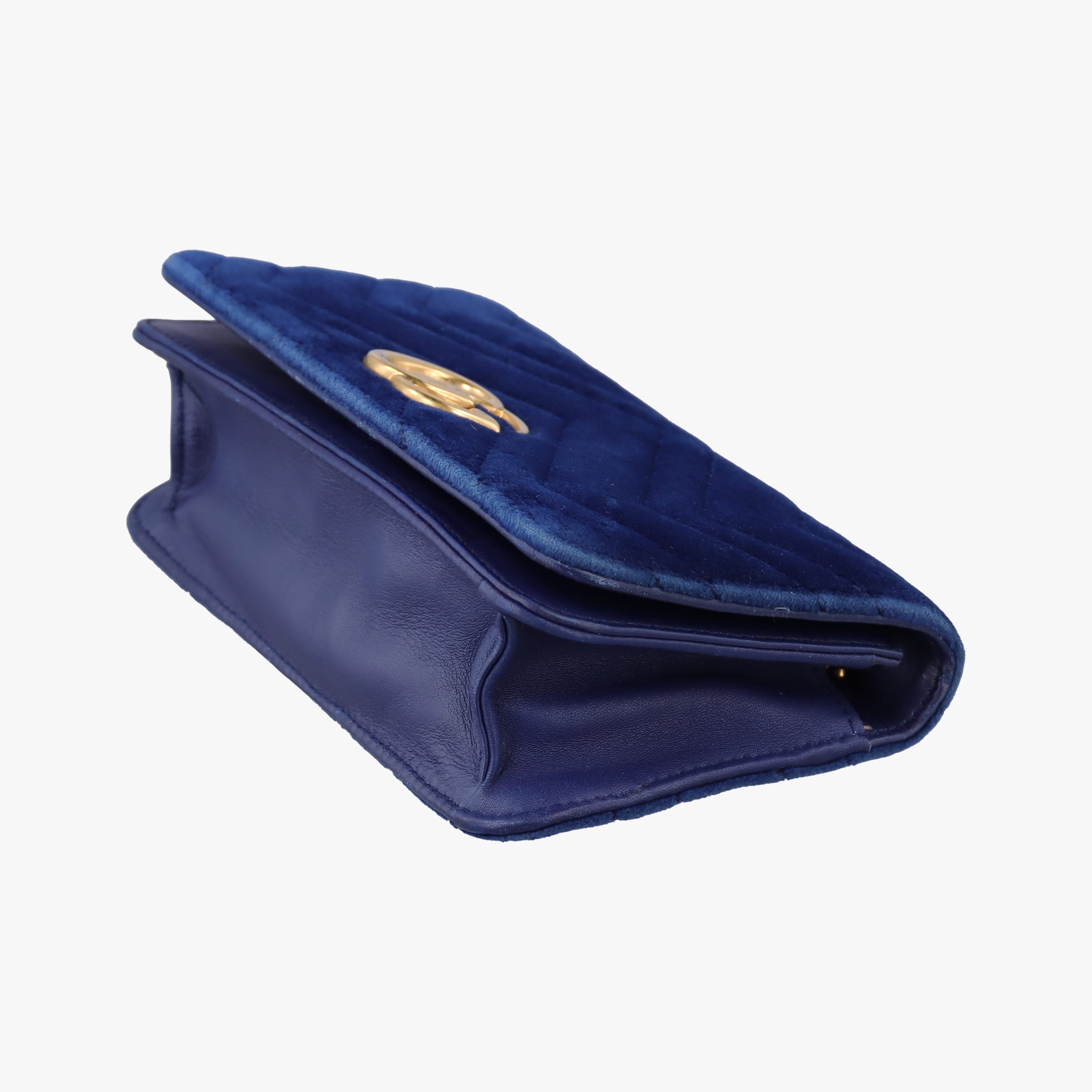 Pre-owned Gucci GG Marmont Blue velour 488426 shoulderbag | stylenewstar