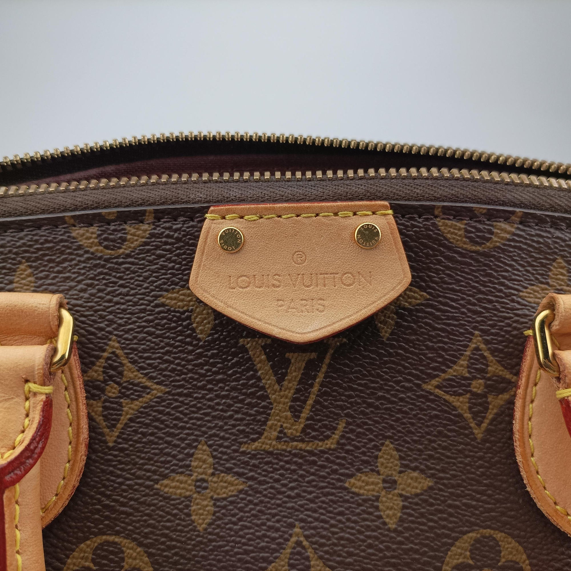Pre-owned Louis Vuitton Turen PM brown Monogram Canvas M48813 shoulderbag | stylenewstar
