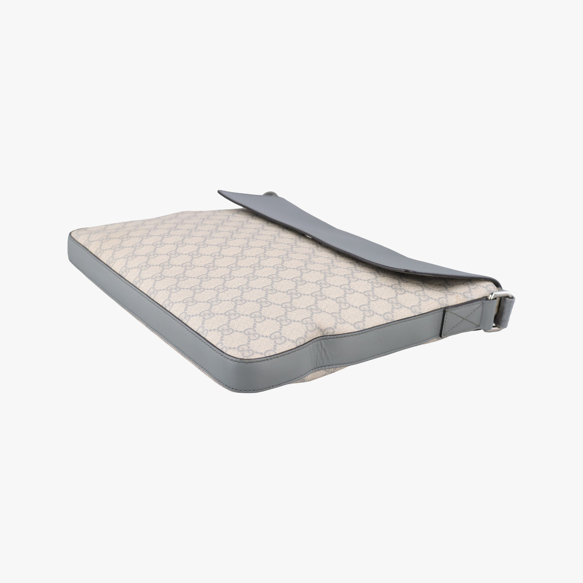 Secondhand Gucci GG Supreme Messenger Beige×gray PVC coated canvas×leather 353429 shoulderbag | stylenewstar