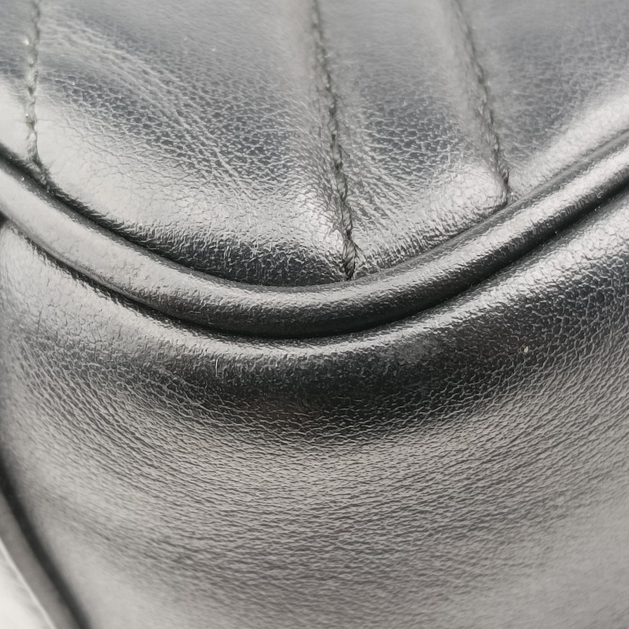 Pre-owned Gucci GG Marmont Black Leather 498110 shoulderbag | stylenewstar