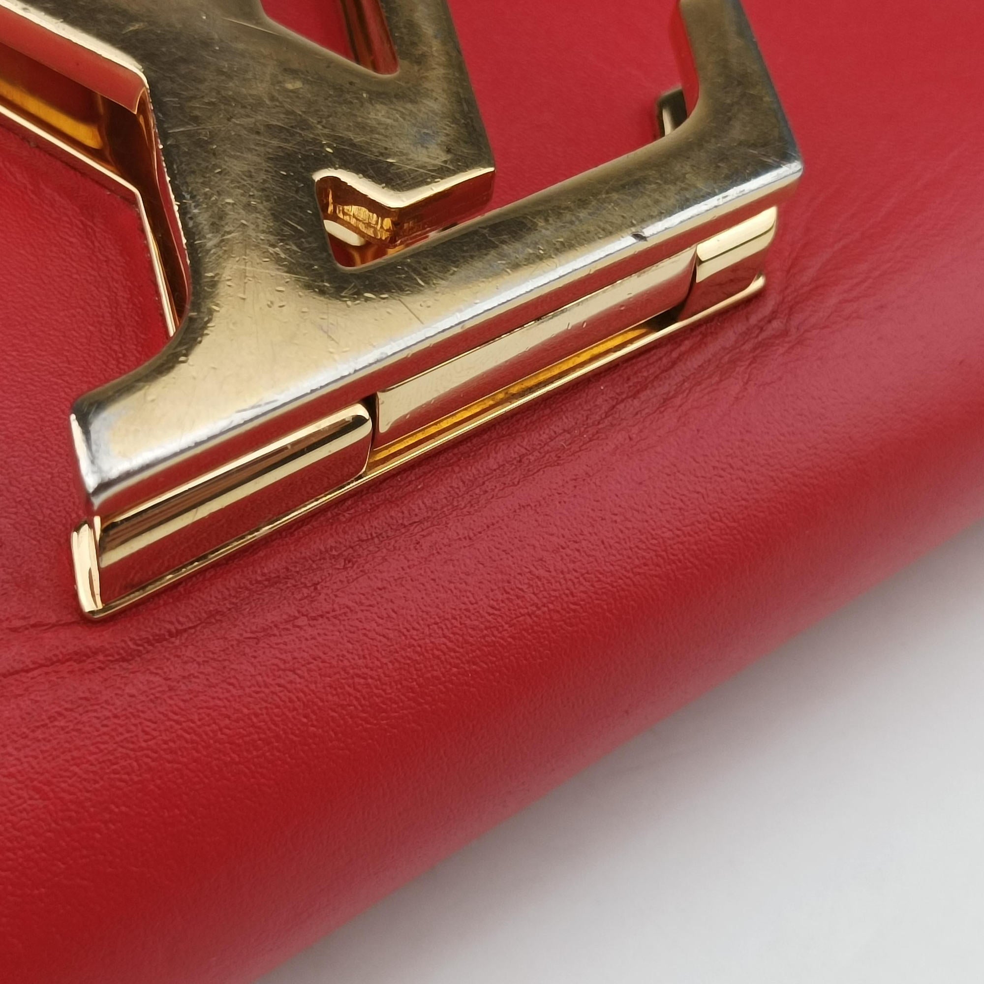 Secondhand Louis Vuitton LOUISE MM red Leather M41280 shoulderbag | stylenewstar