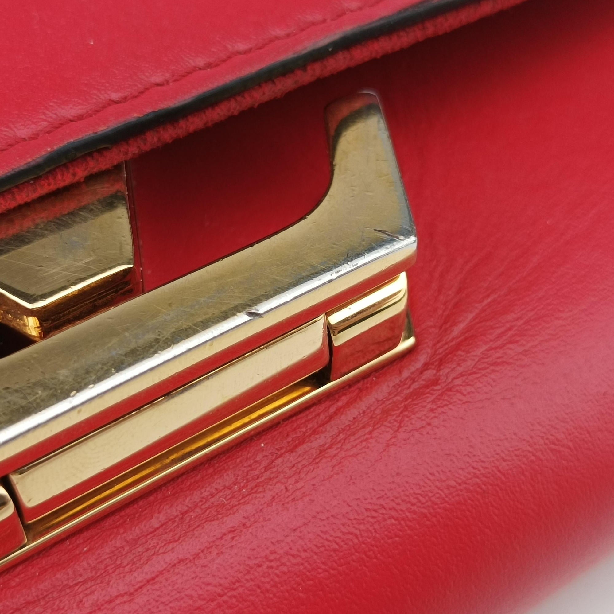 Secondhand Louis Vuitton LOUISE MM red Leather M41280 shoulderbag | stylenewstar