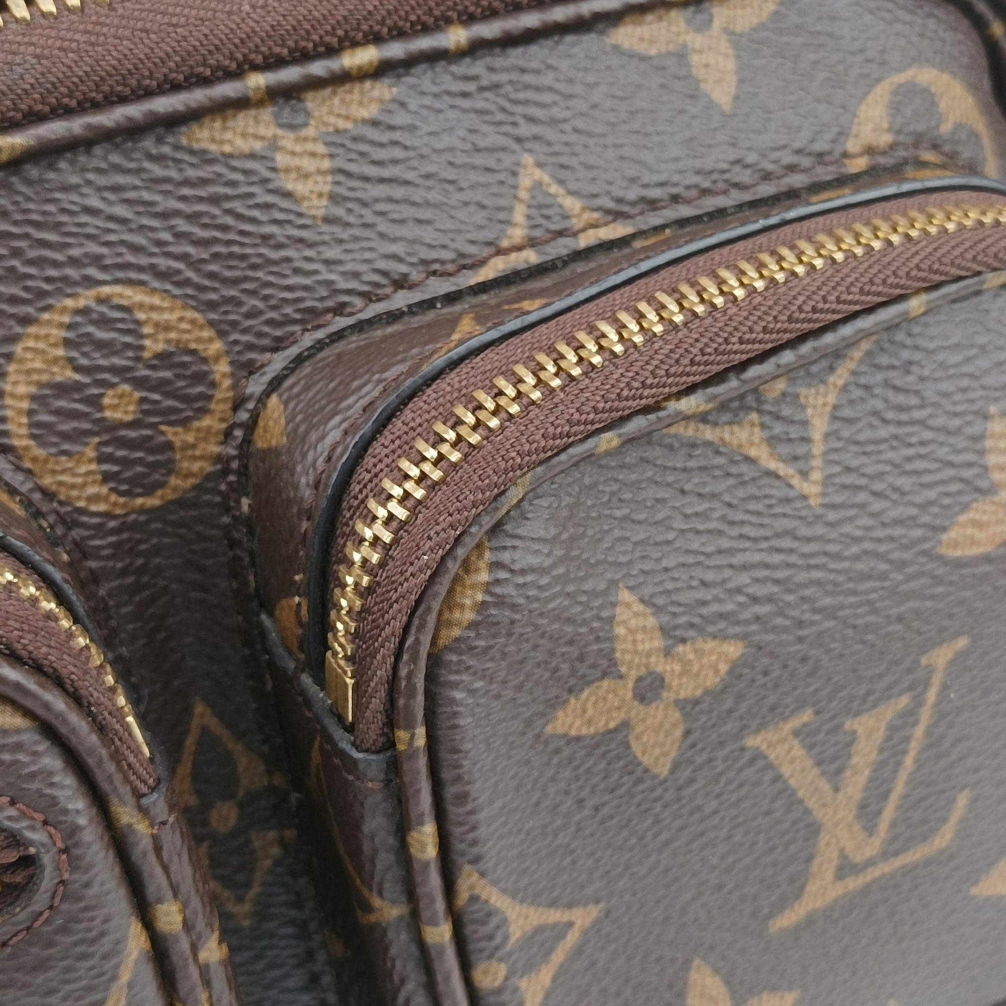 Pre-owned Louis Vuitton Utility Crossbody brown Monogram Canvas M80446 shoulderbag | stylenewstar