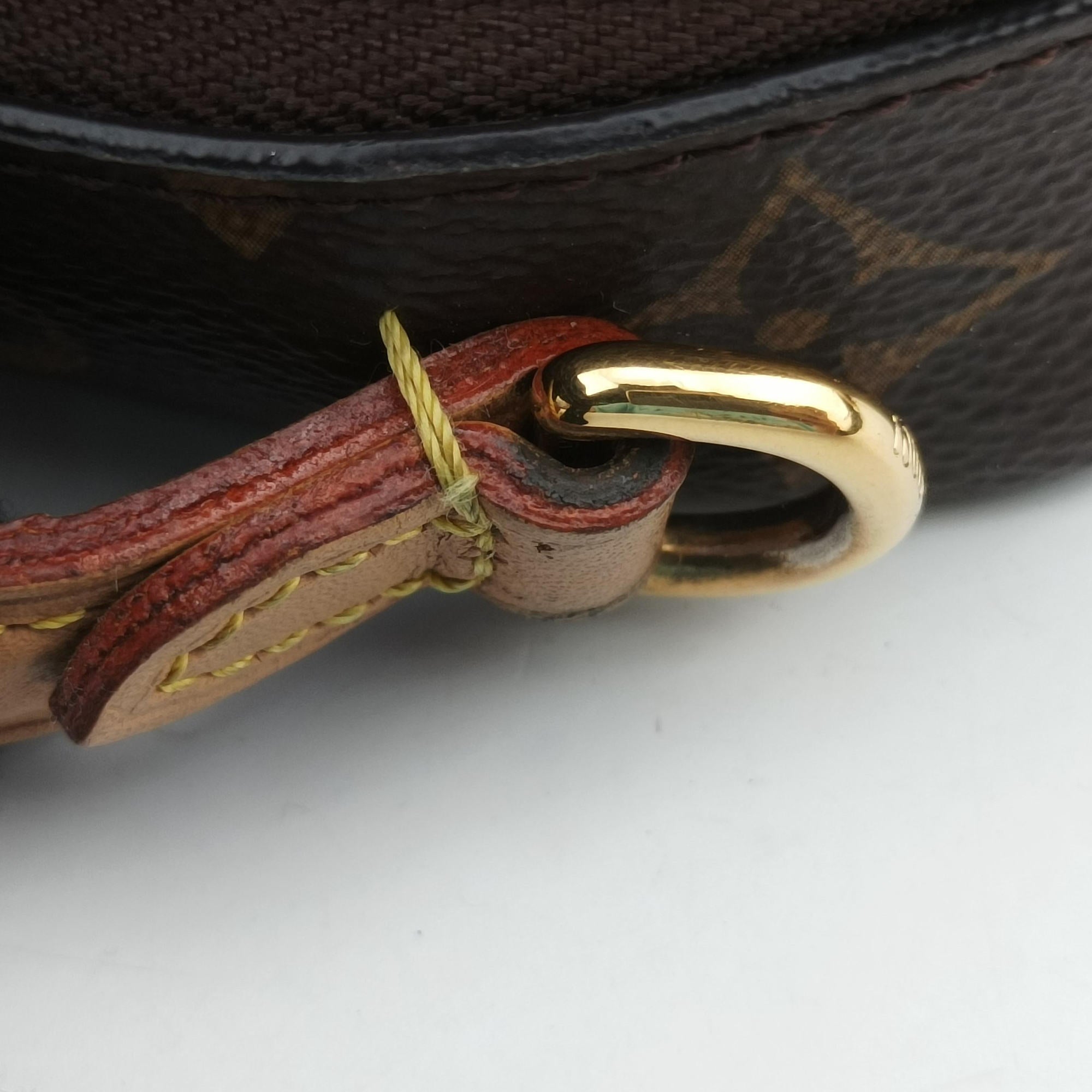 Pre-owned Louis Vuitton Utility Crossbody brown Monogram Canvas M80446 shoulderbag | stylenewstar