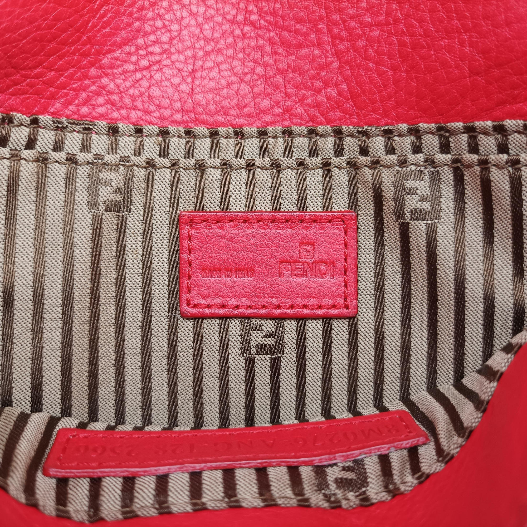 Pre-owned Fendi Fendista Pochette Red Leather 8M0276 shoulderbag | stylenewstar