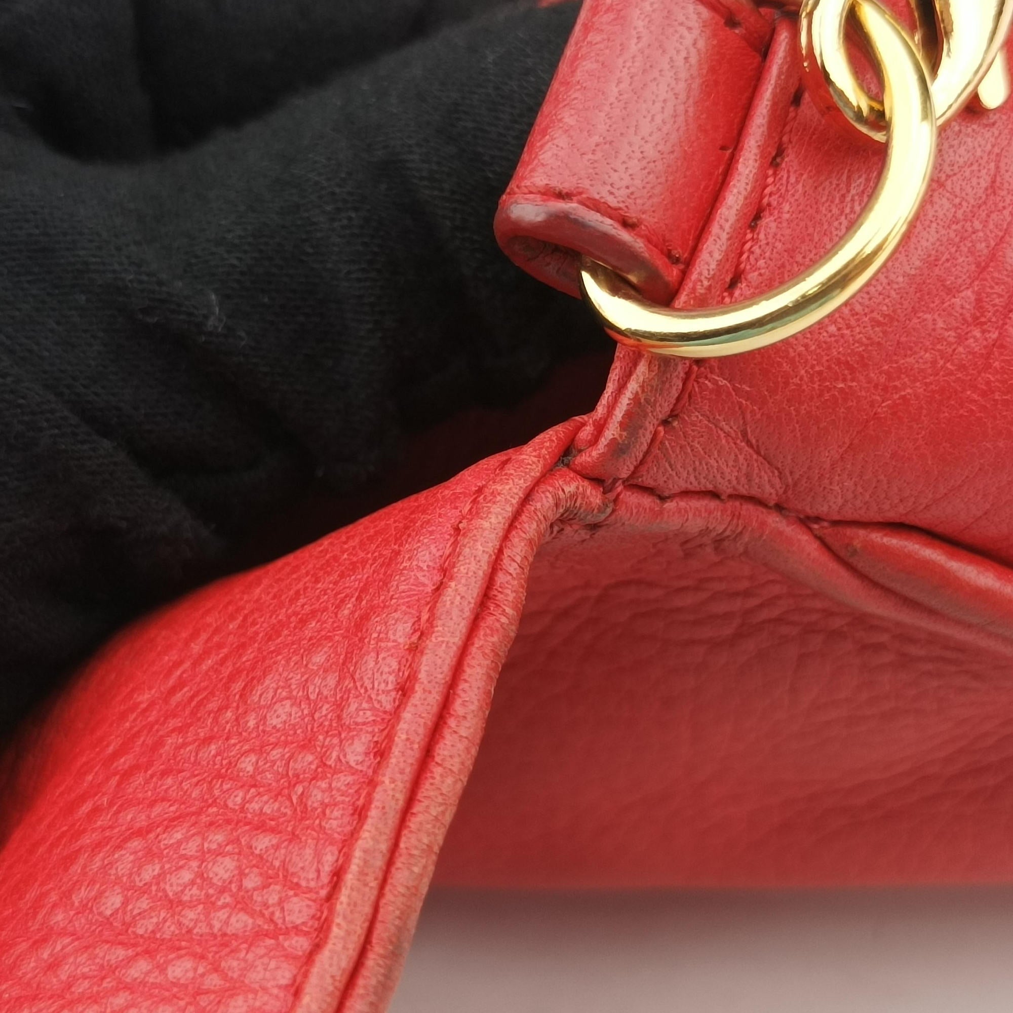 Pre-owned Fendi Fendista Pochette Red Leather 8M0276 shoulderbag | stylenewstar