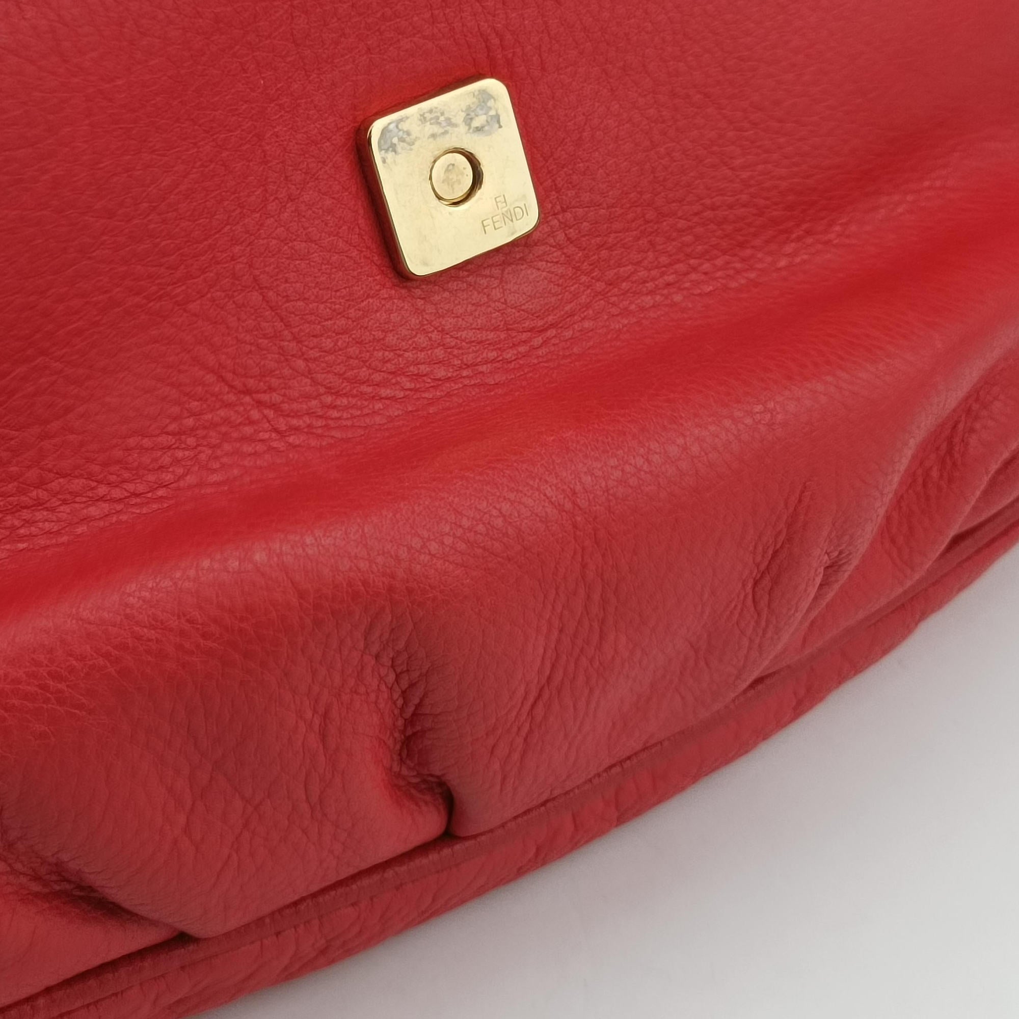 Pre-owned Fendi Fendista Pochette Red Leather 8M0276 shoulderbag | stylenewstar