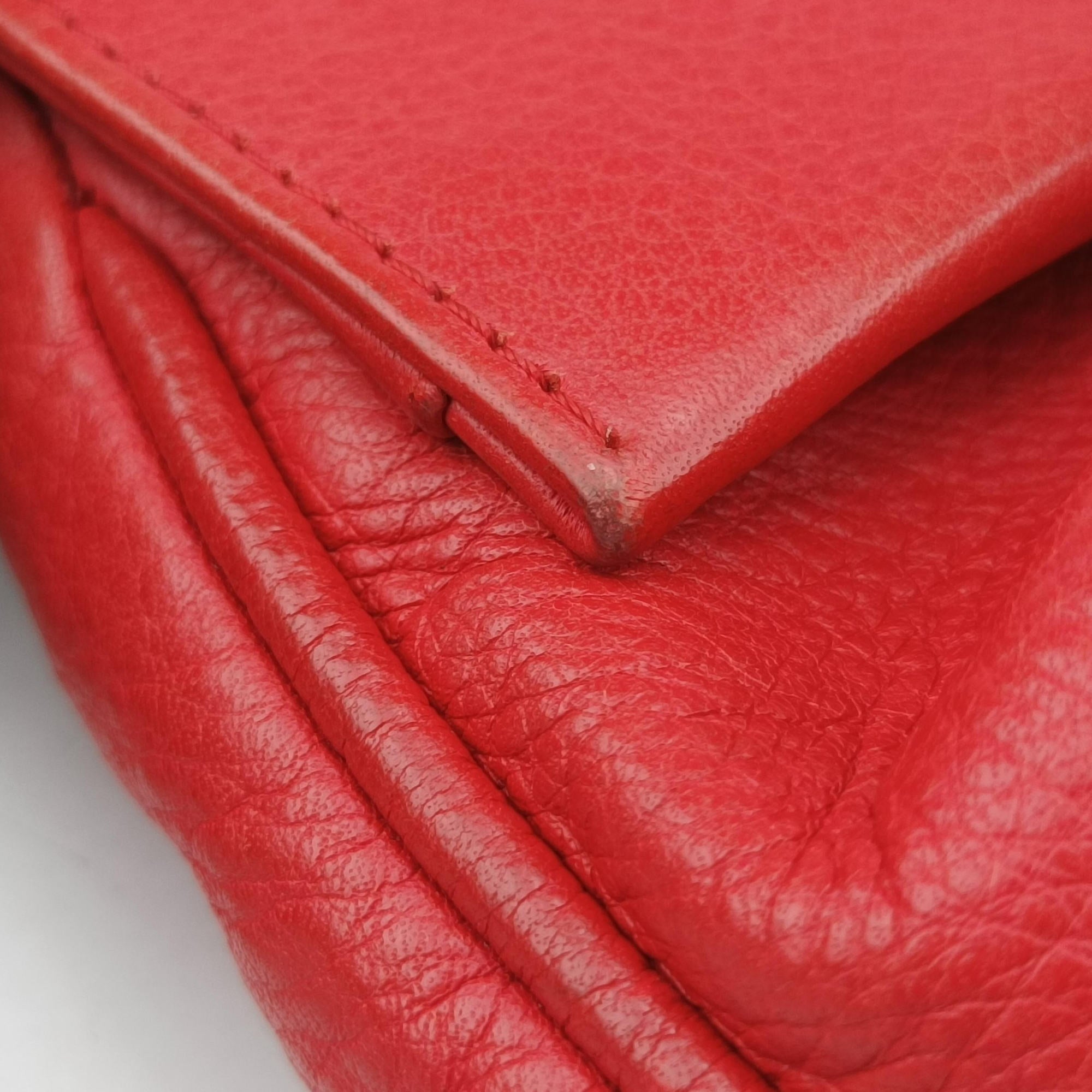 Pre-owned Fendi Fendista Pochette Red Leather 8M0276 shoulderbag | stylenewstar