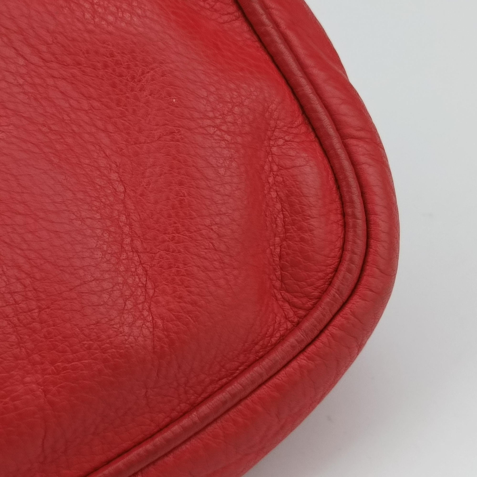 Pre-owned Fendi Fendista Pochette Red Leather 8M0276 shoulderbag | stylenewstar