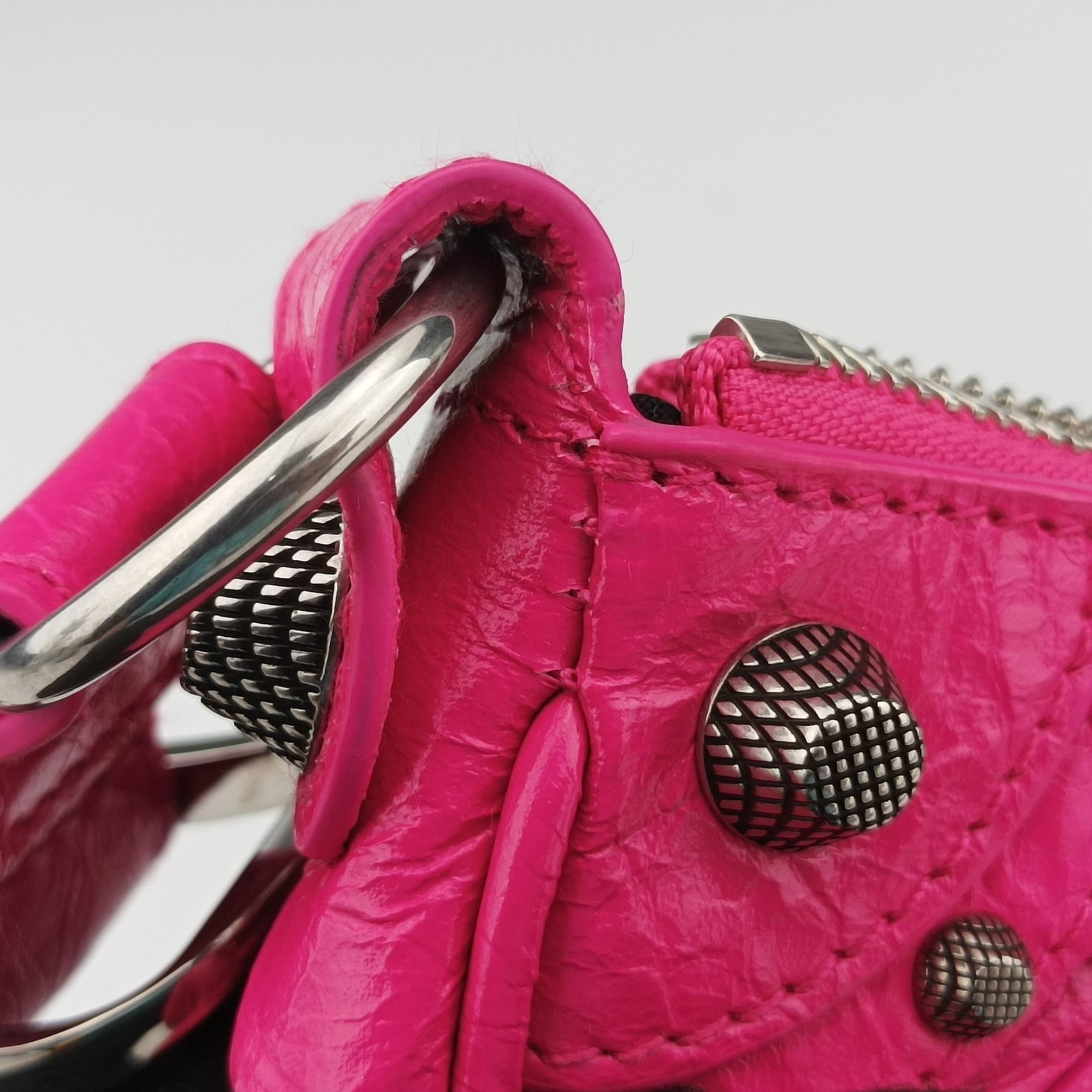 Pre-owned Balenciaga Le Cagole Pink lambskin  shoulderbag | stylenewstar