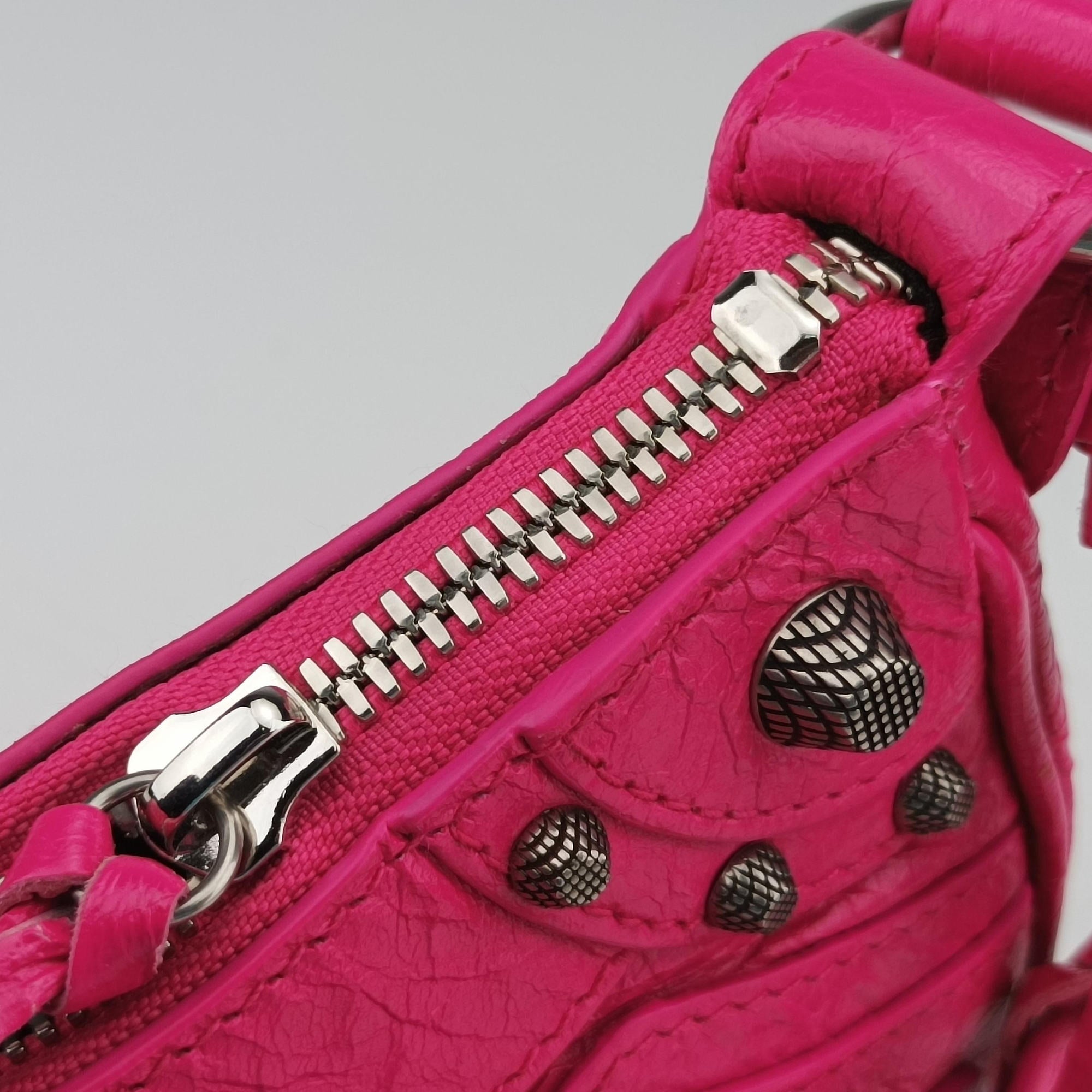 Pre-owned Balenciaga Le Cagole Pink lambskin  shoulderbag | stylenewstar