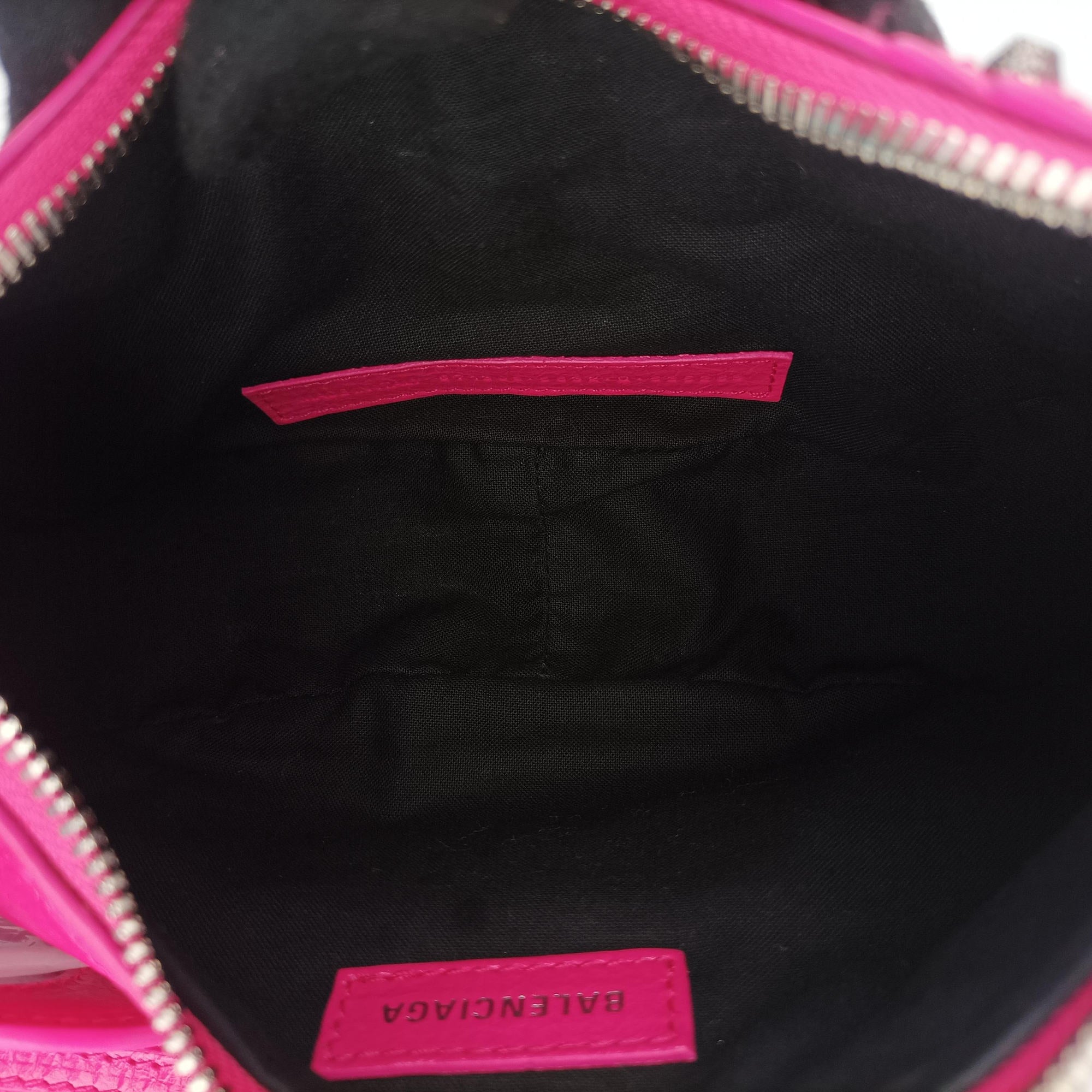 Pre-owned Balenciaga Le Cagole Pink lambskin  shoulderbag | stylenewstar