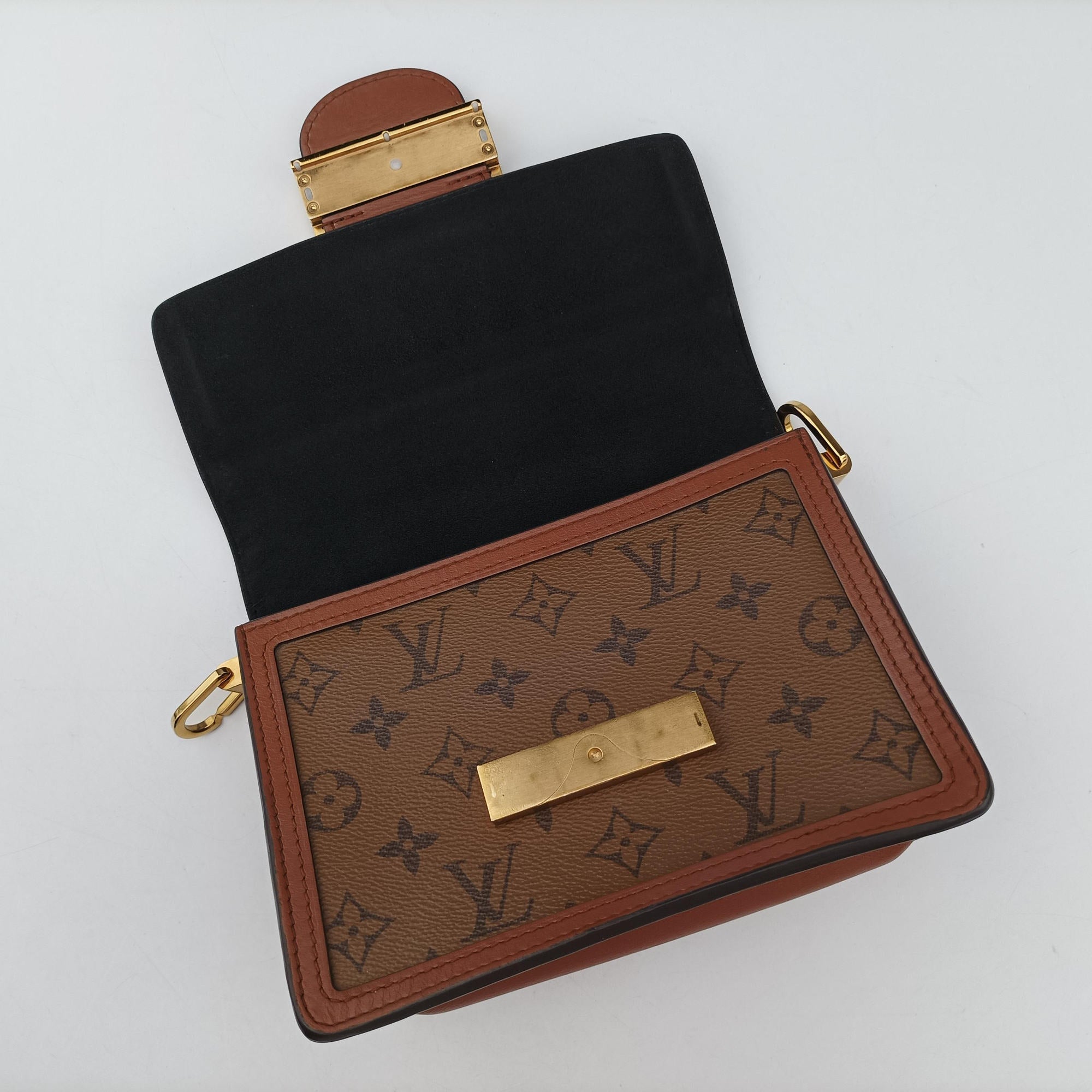 Pre-owned Louis Vuitton Dauphine Mini Brown Monogram Reverse M44580 shoulderbag | stylenewstar