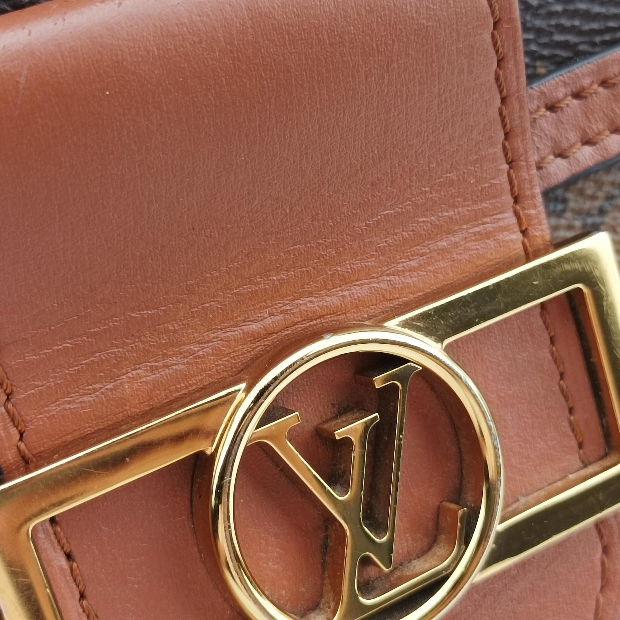 Pre-owned Louis Vuitton Dauphine Mini Brown Monogram Reverse M44580 shoulderbag | stylenewstar