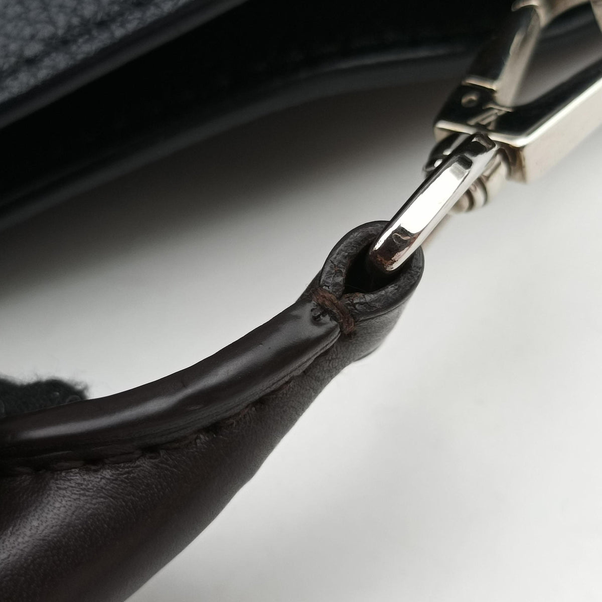 Pre-owned Louis Vuitton Babylone PM Noir Mahina Leather M50031 shoulderbag | stylenewstar