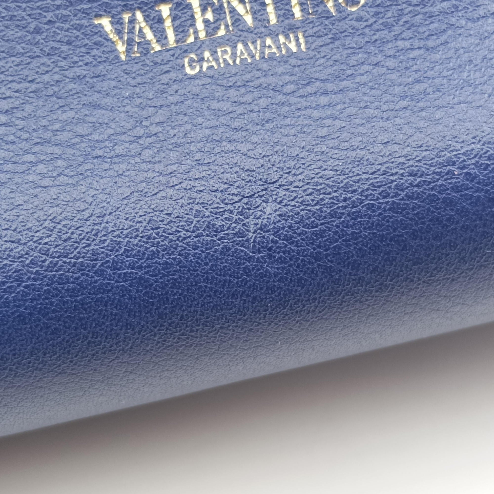 Pre-owned Valentino Rockstud Blue Leather  shoulderbag | stylenewstar