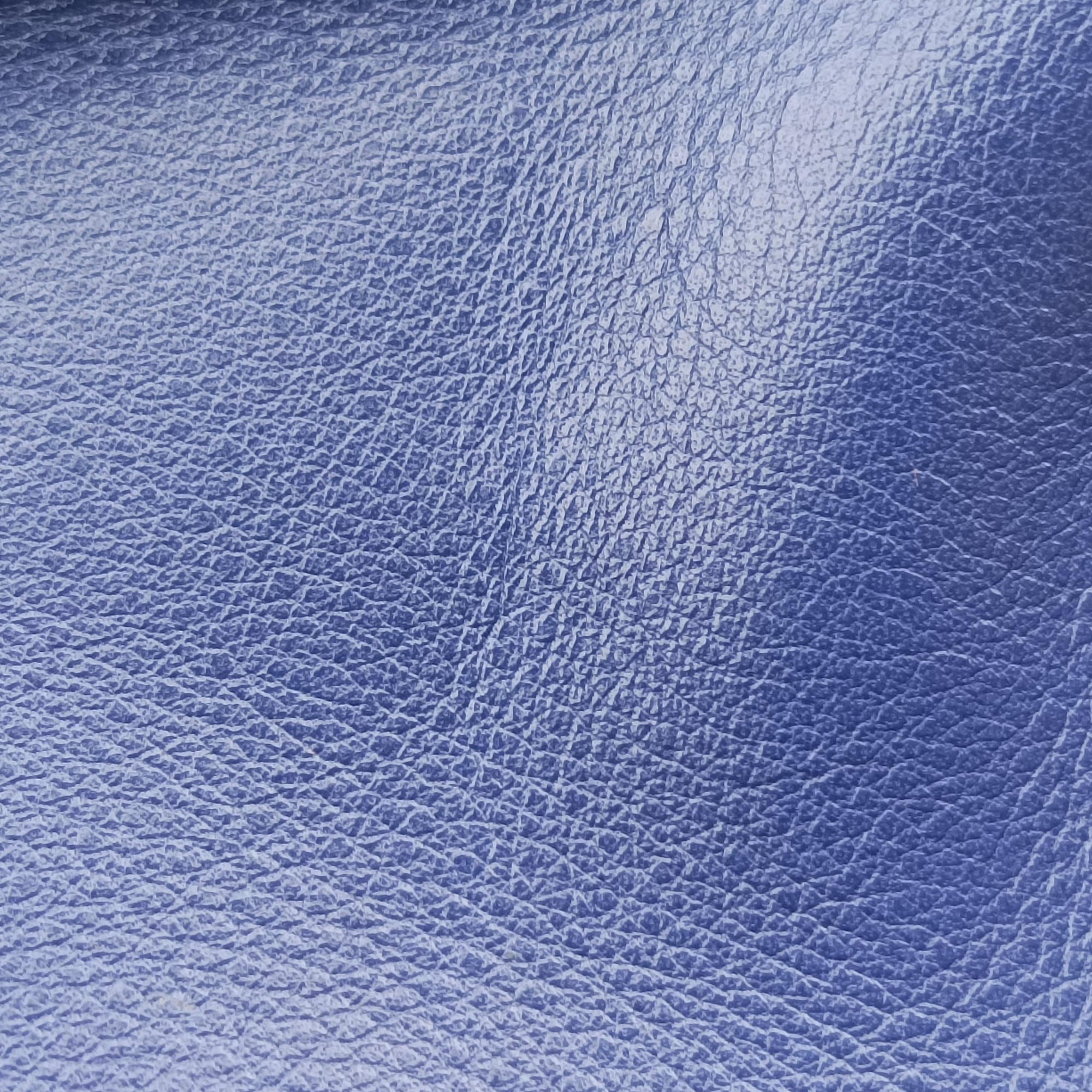 Pre-owned Valentino Rockstud Blue Leather  shoulderbag | stylenewstar