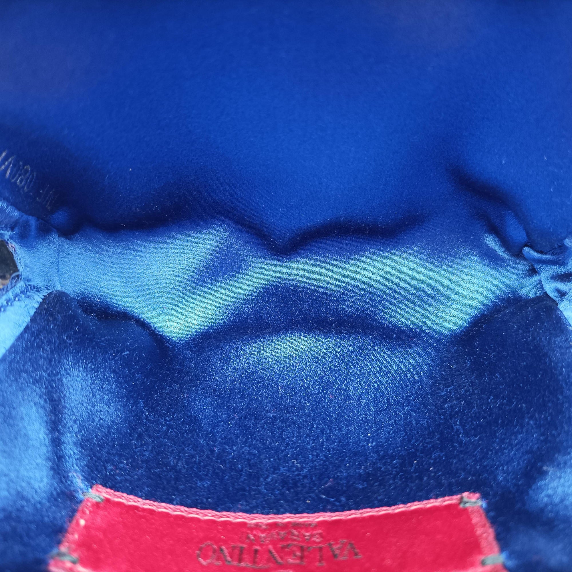 Pre-owned Valentino Rockstud Blue Leather  shoulderbag | stylenewstar