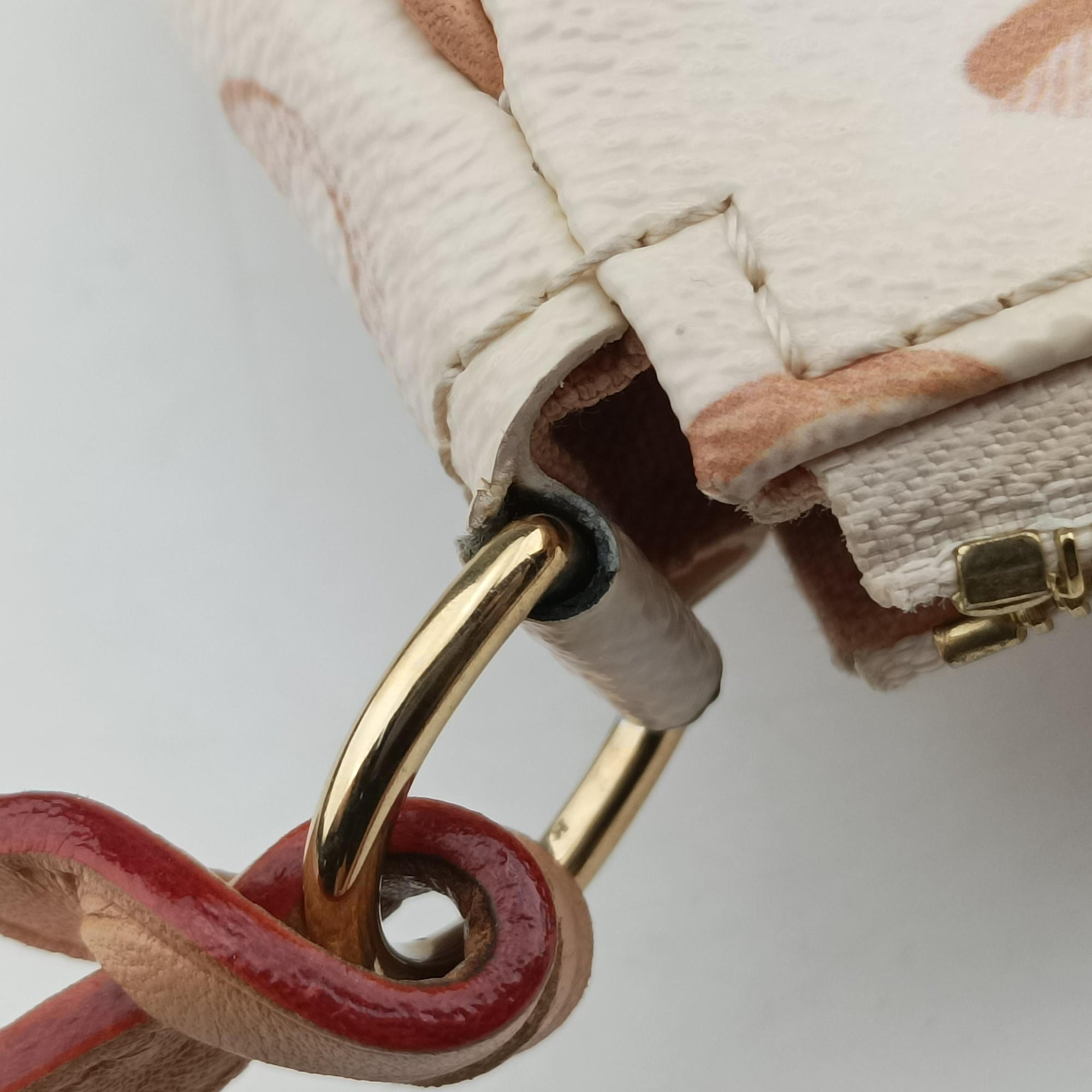 Pre-owned Louis Vuitton Maxi Pochette Accessoires Ivory x Brown PVC-coated canvas M20920 shoulderbag | stylenewstar