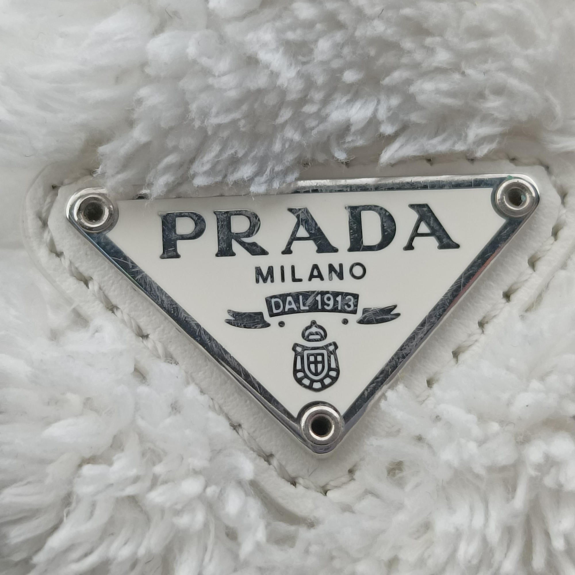 Vintage Prada Re-Edition2000 White Terry cloth 1NE515 handbag | stylenewstar