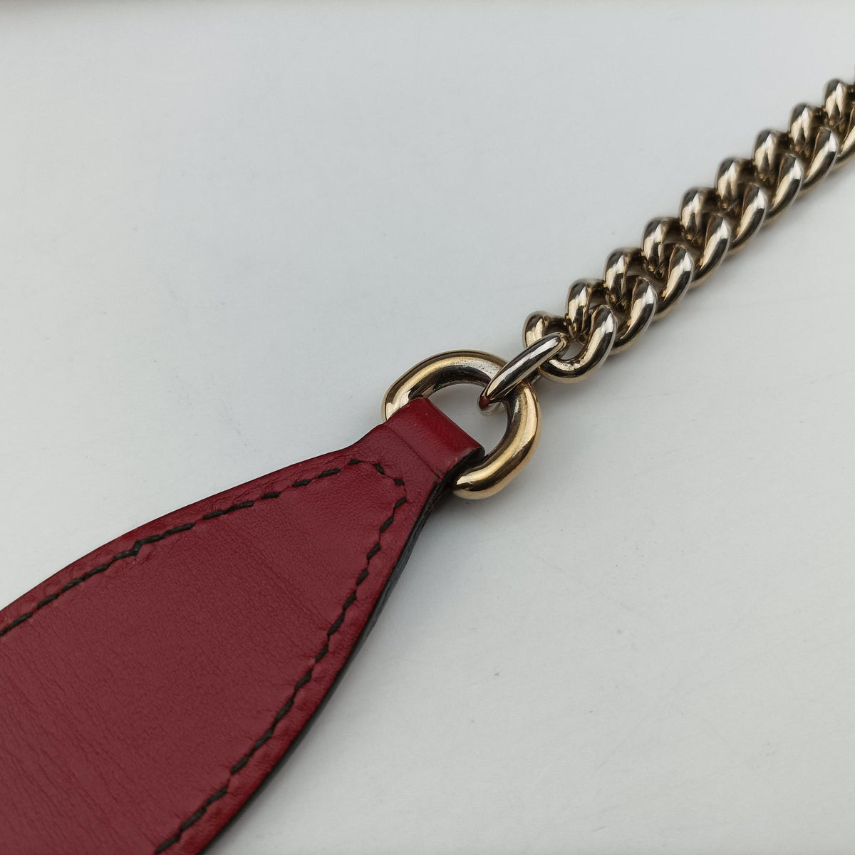 Pre-owned Gucci Emily Red Leather 369621 shoulderbag | stylenewstar