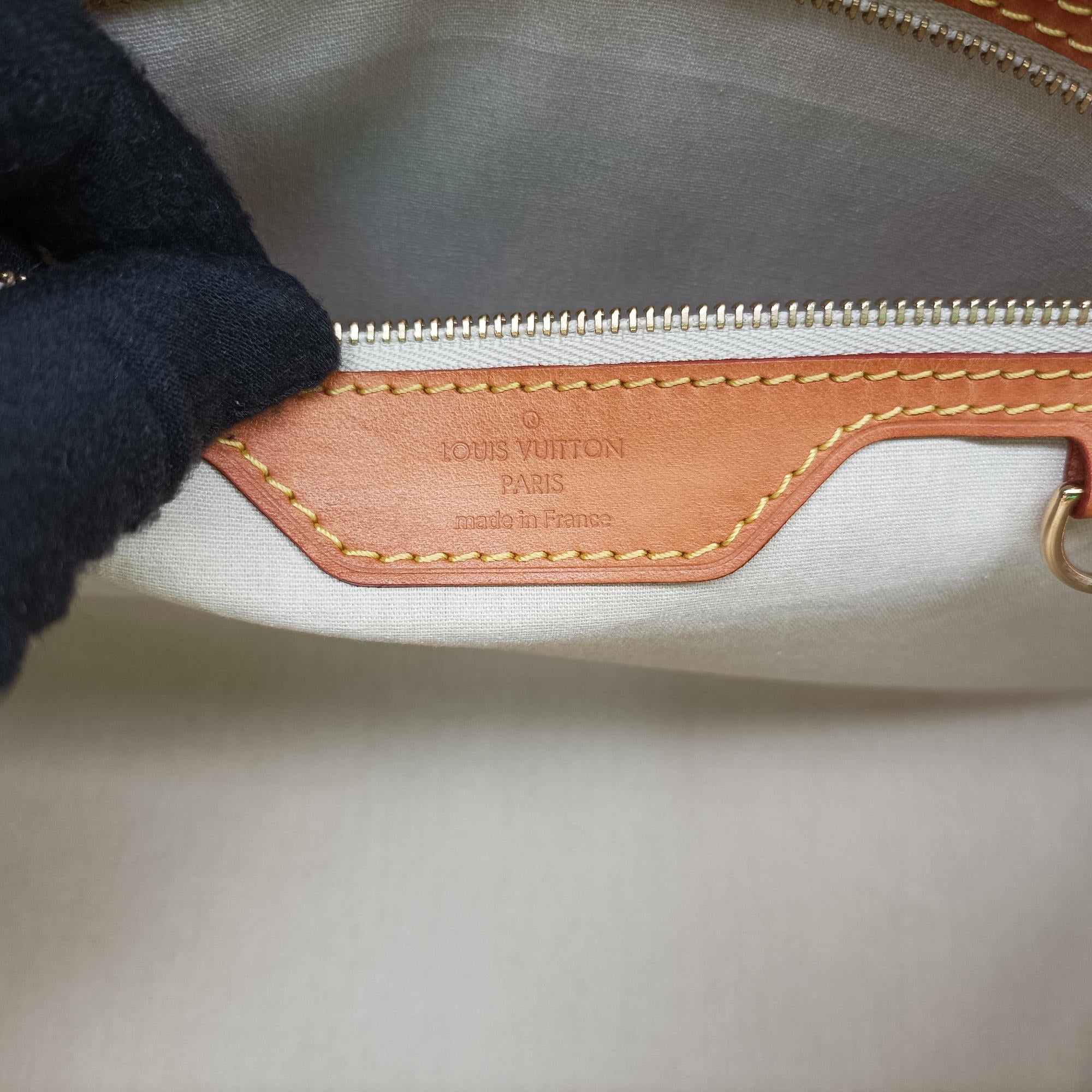 Secondhand Louis Vuitton Brea MM Broncorail Vernis M91456 shoulderbag | stylenewstar