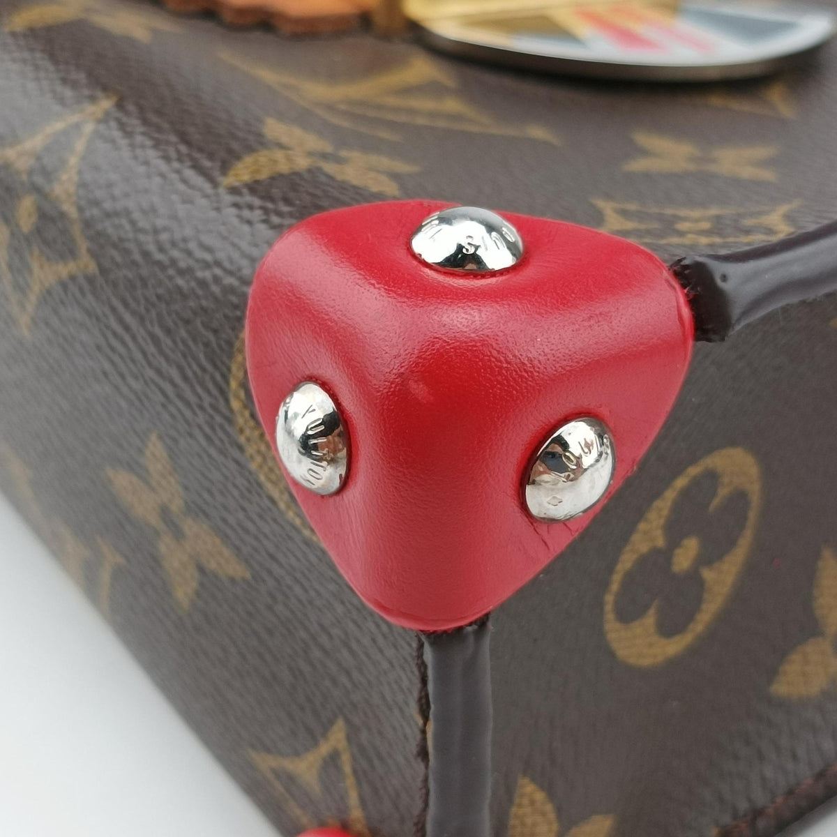Secondhand Louis Vuitton TRIBAL MASK Brown Monogram canvas×leather M50129 shoulderbag | stylenewstar