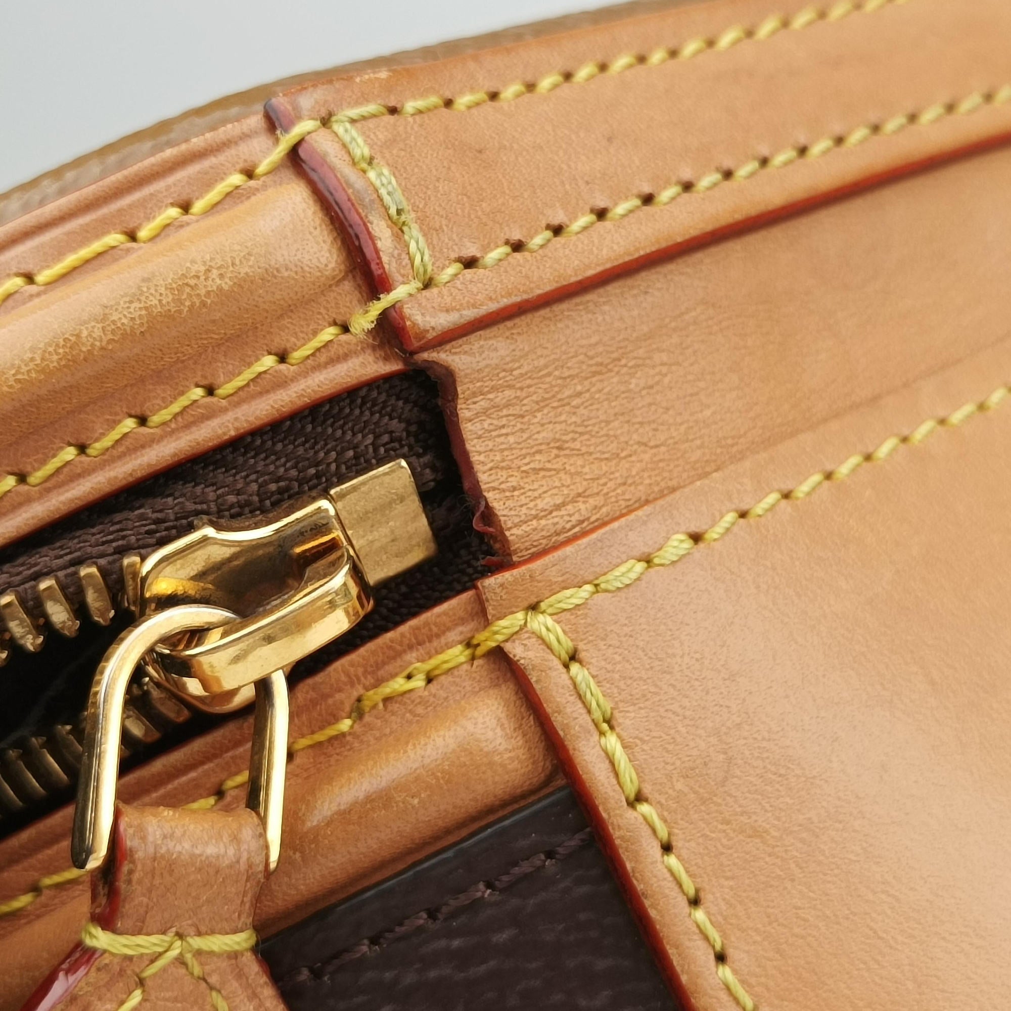 Vintage Louis Vuitton Cannes Brown Monogram Reverse Giant M44603 shoulderbag | stylenewstar