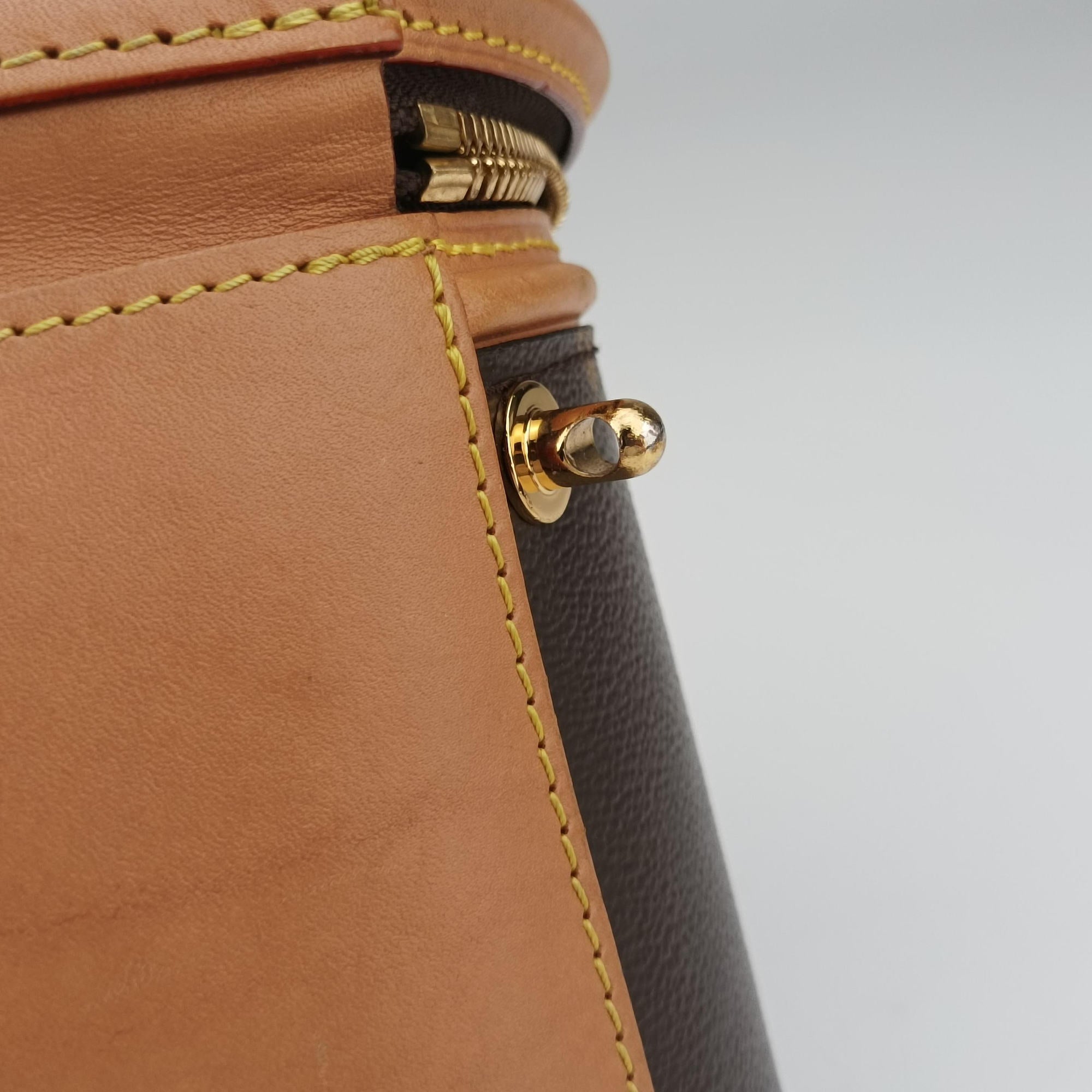 Vintage Louis Vuitton Cannes Brown Monogram Reverse Giant M44603 shoulderbag | stylenewstar