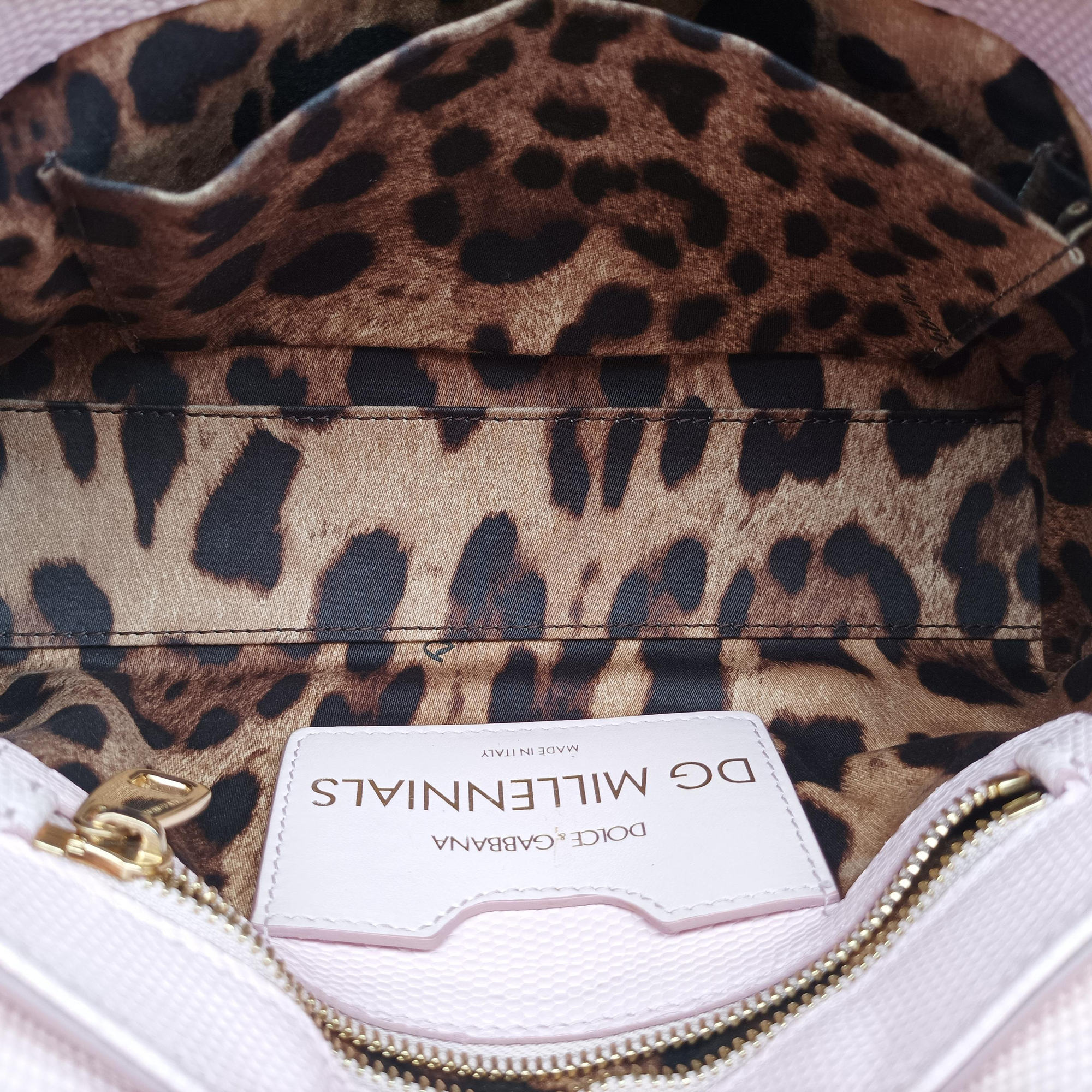 Pre-owned Dolce & Gabbana DG millennials Pink Leather  shoulderbag | stylenewstar