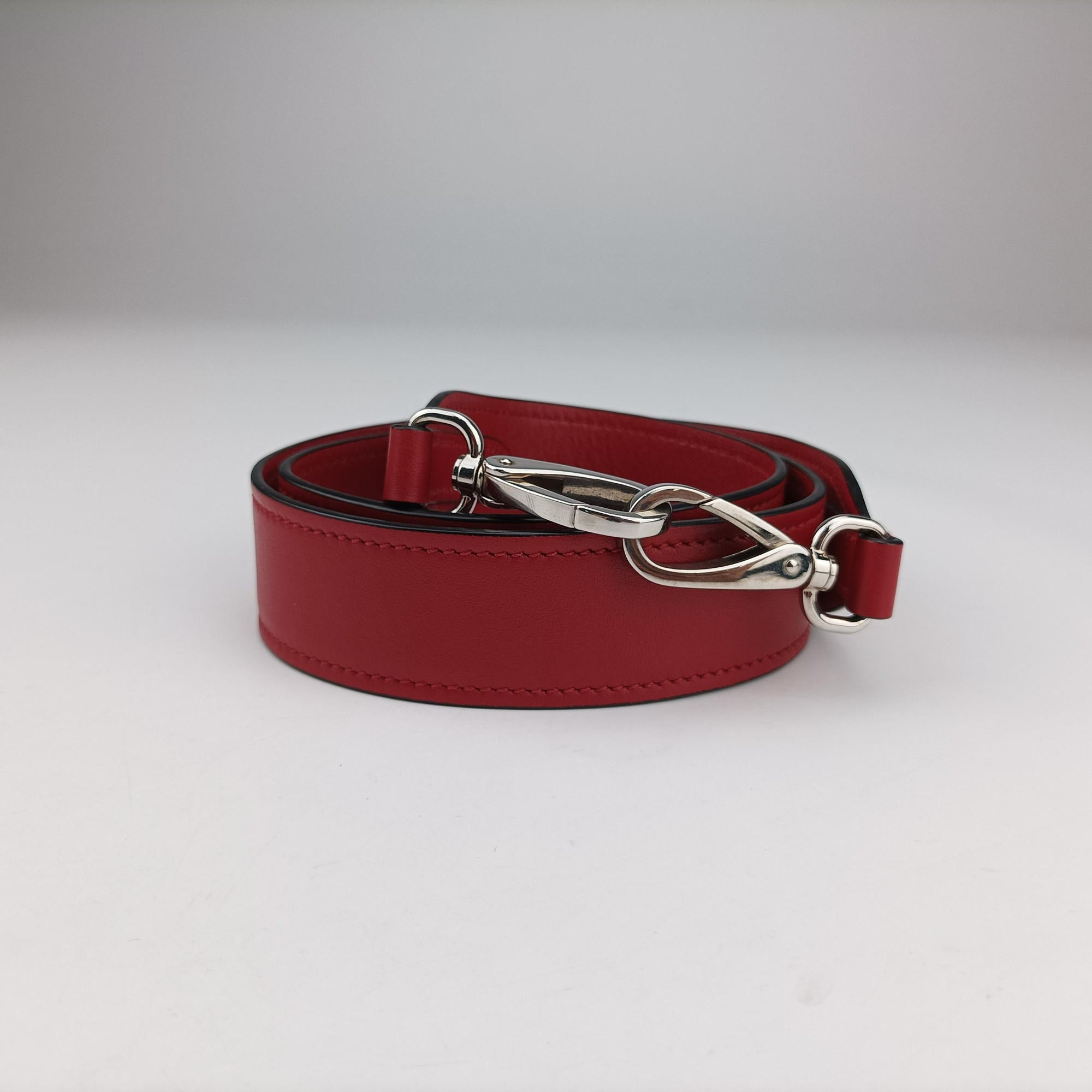 Pre-owned Prada Concept Red Leather 1BA175 shoulderbag | stylenewstar