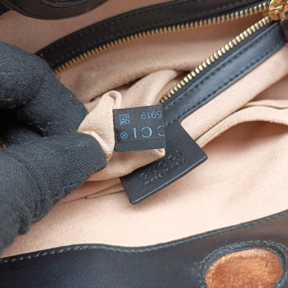Secondhand Gucci GG Supreme Bosco PATCHED Black PVC coated canvas 473887 handbag | stylenewstar
