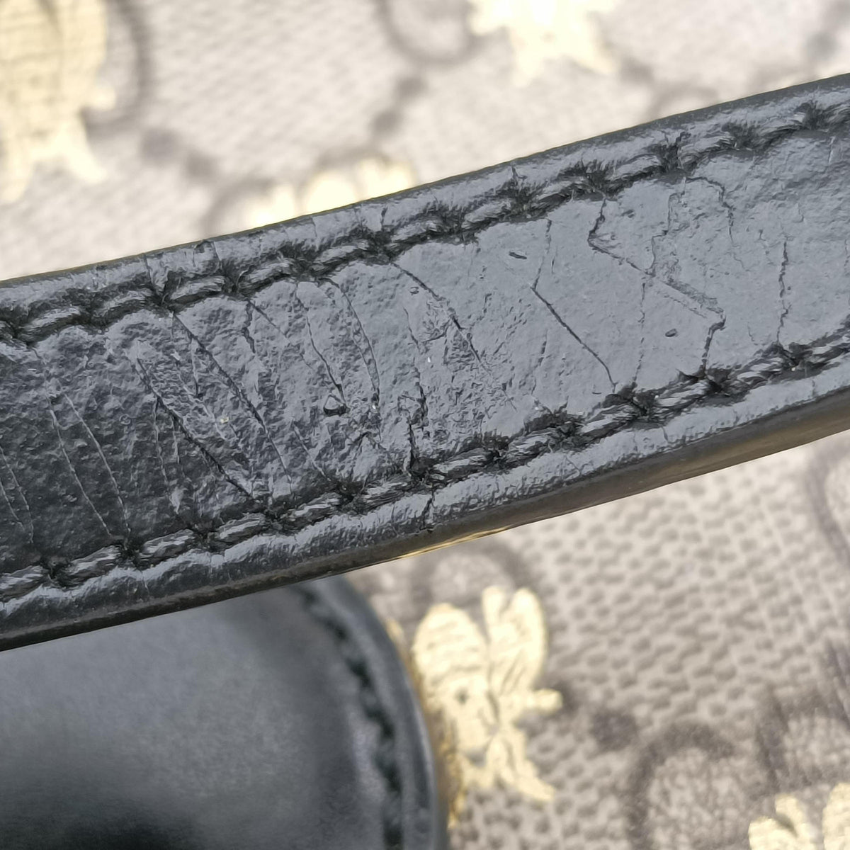 Secondhand Gucci GG Supreme Bosco PATCHED Black PVC coated canvas 473887 handbag | stylenewstar