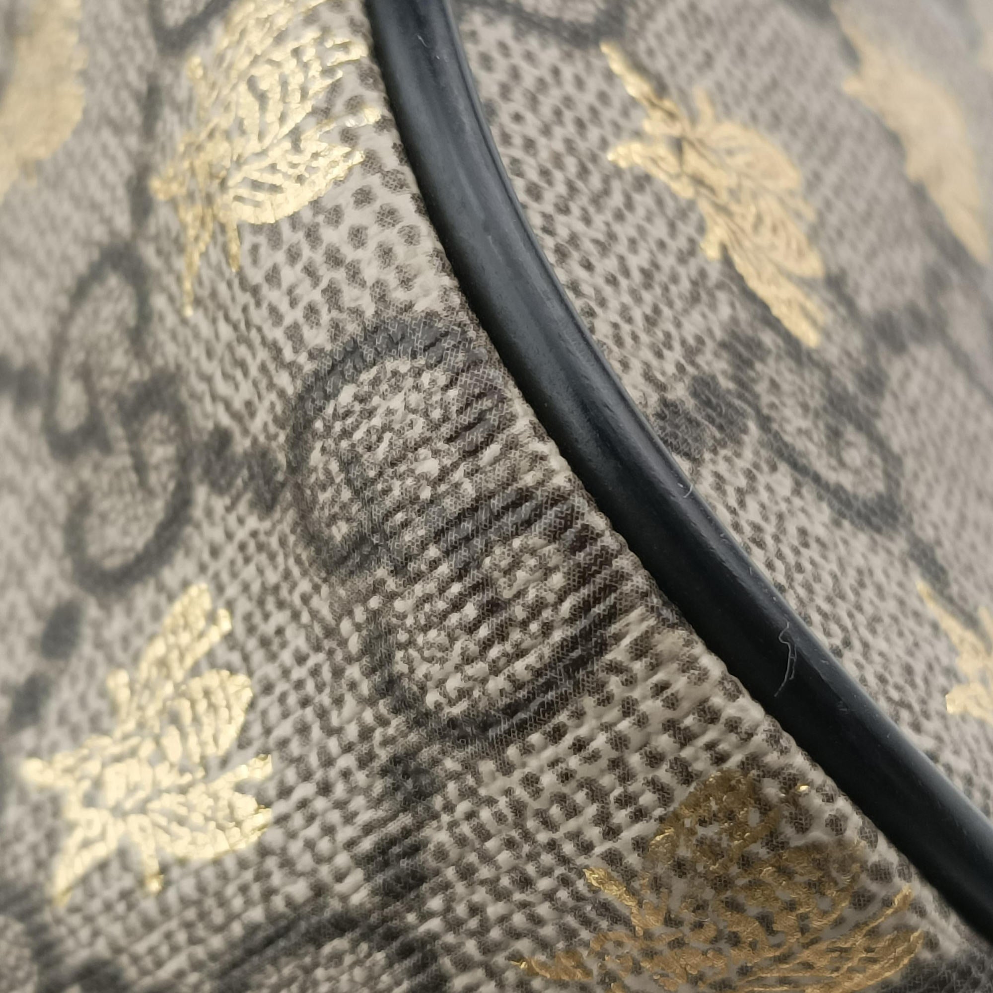 Secondhand Gucci GG Supreme Bosco PATCHED Black PVC coated canvas 473887 handbag | stylenewstar