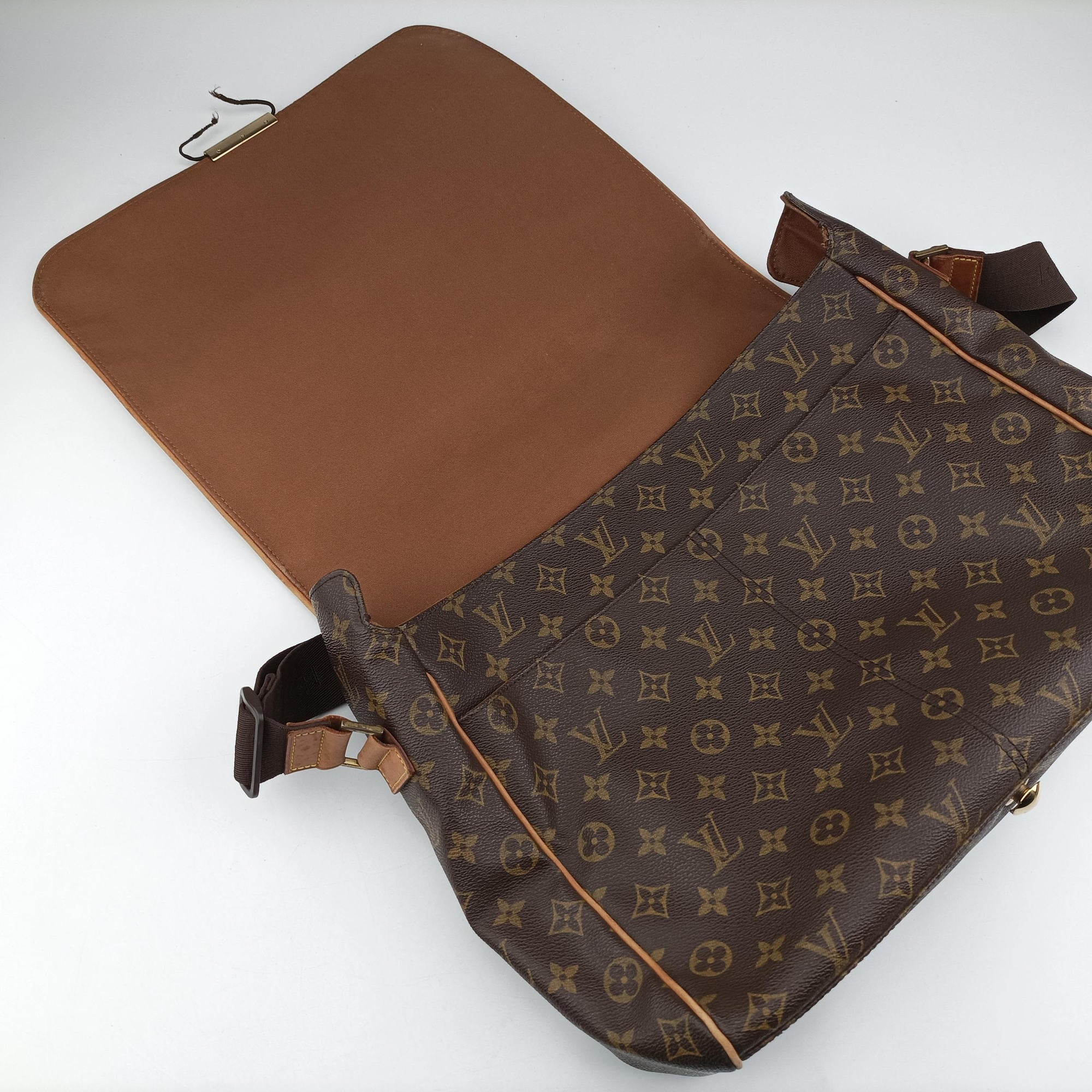 Pre-owned Louis Vuitton ABBESSES brown Monogram Canvas M45257 shoulderbag | stylenewstar