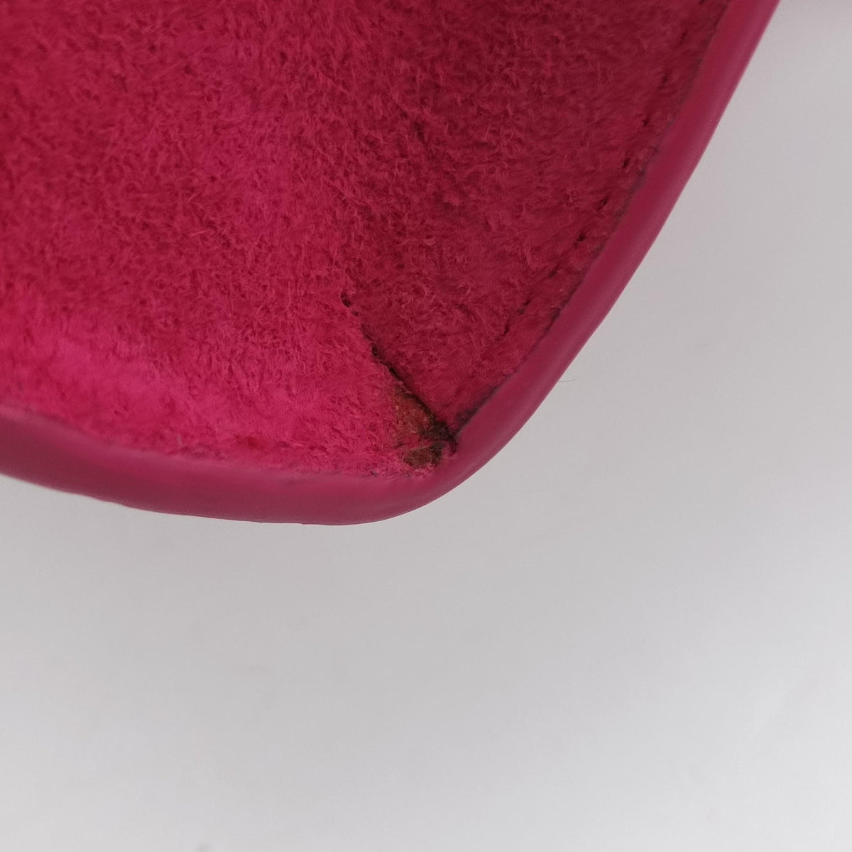 Pre-owned Yves Saint Laurent KATE Rose Suede 354120 shoulderbag | stylenewstar