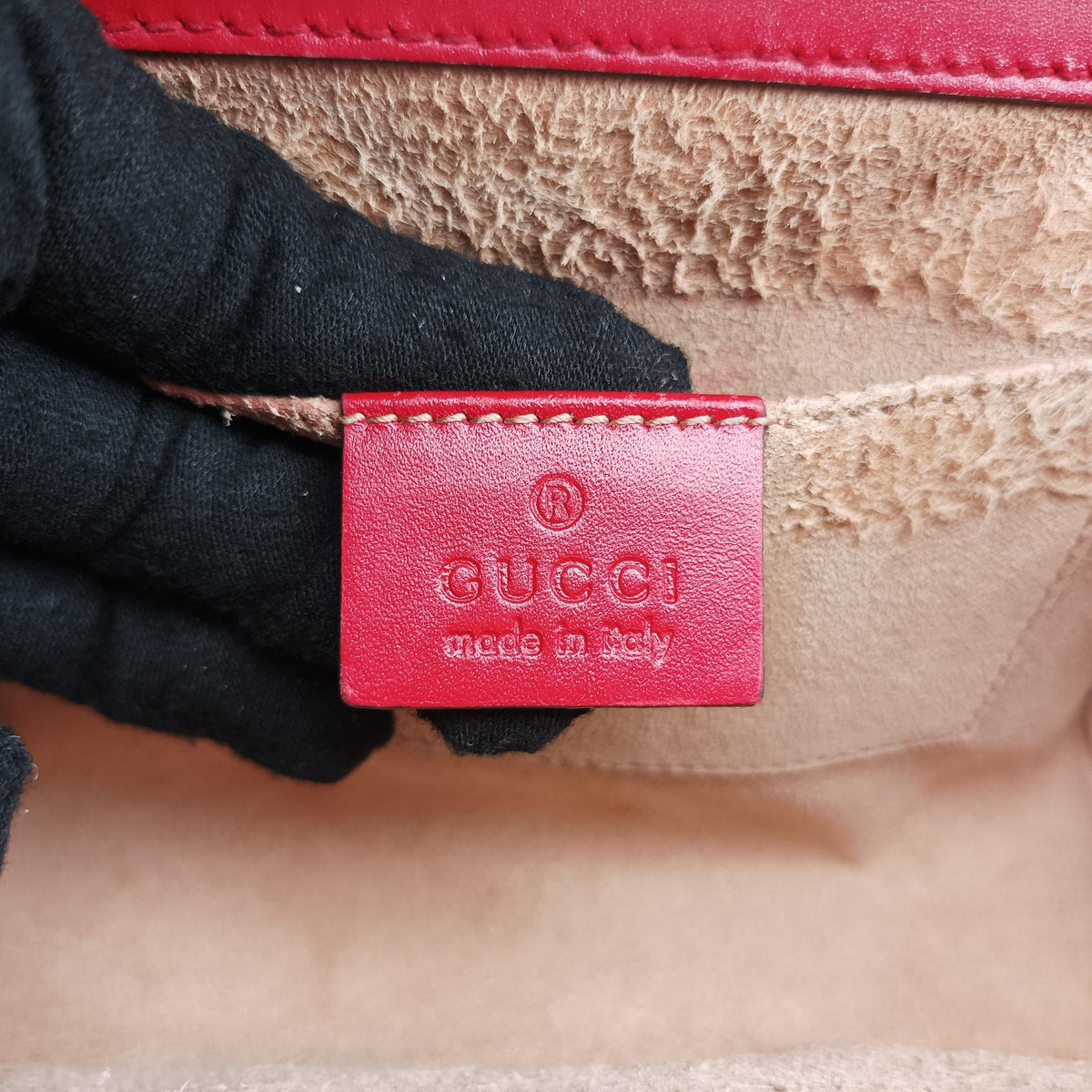 Pre-owned Gucci Padlock Red Leather 409487 shoulderbag | stylenewstar