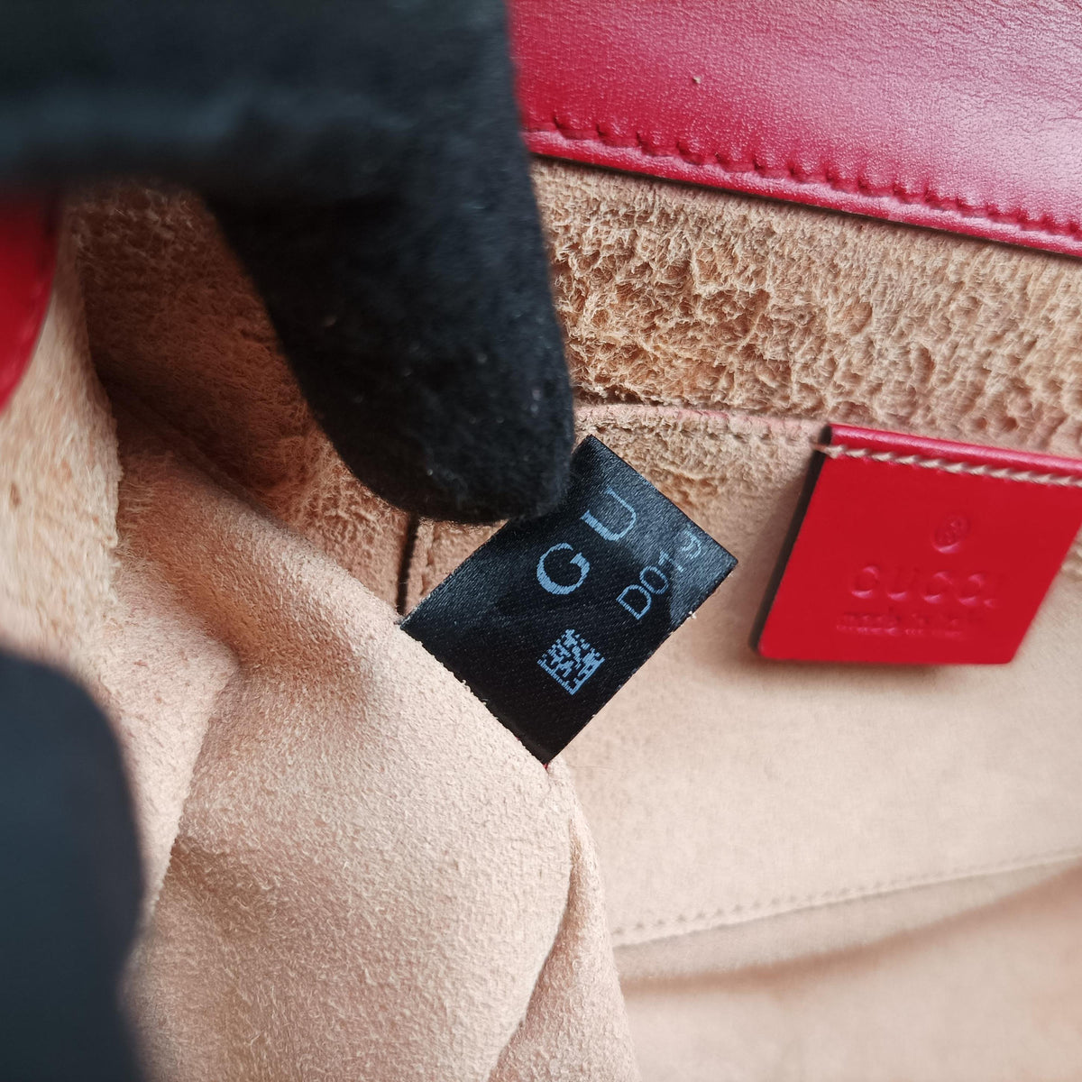 Pre-owned Gucci Padlock Red Leather 409487 shoulderbag | stylenewstar