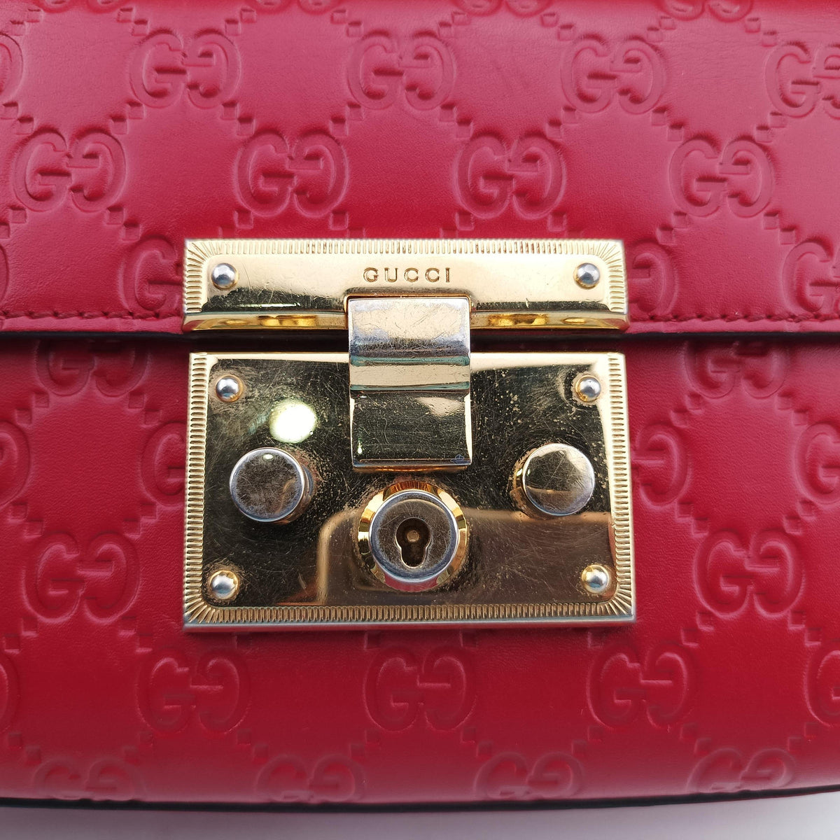 Pre-owned Gucci Padlock Red Leather 409487 shoulderbag | stylenewstar