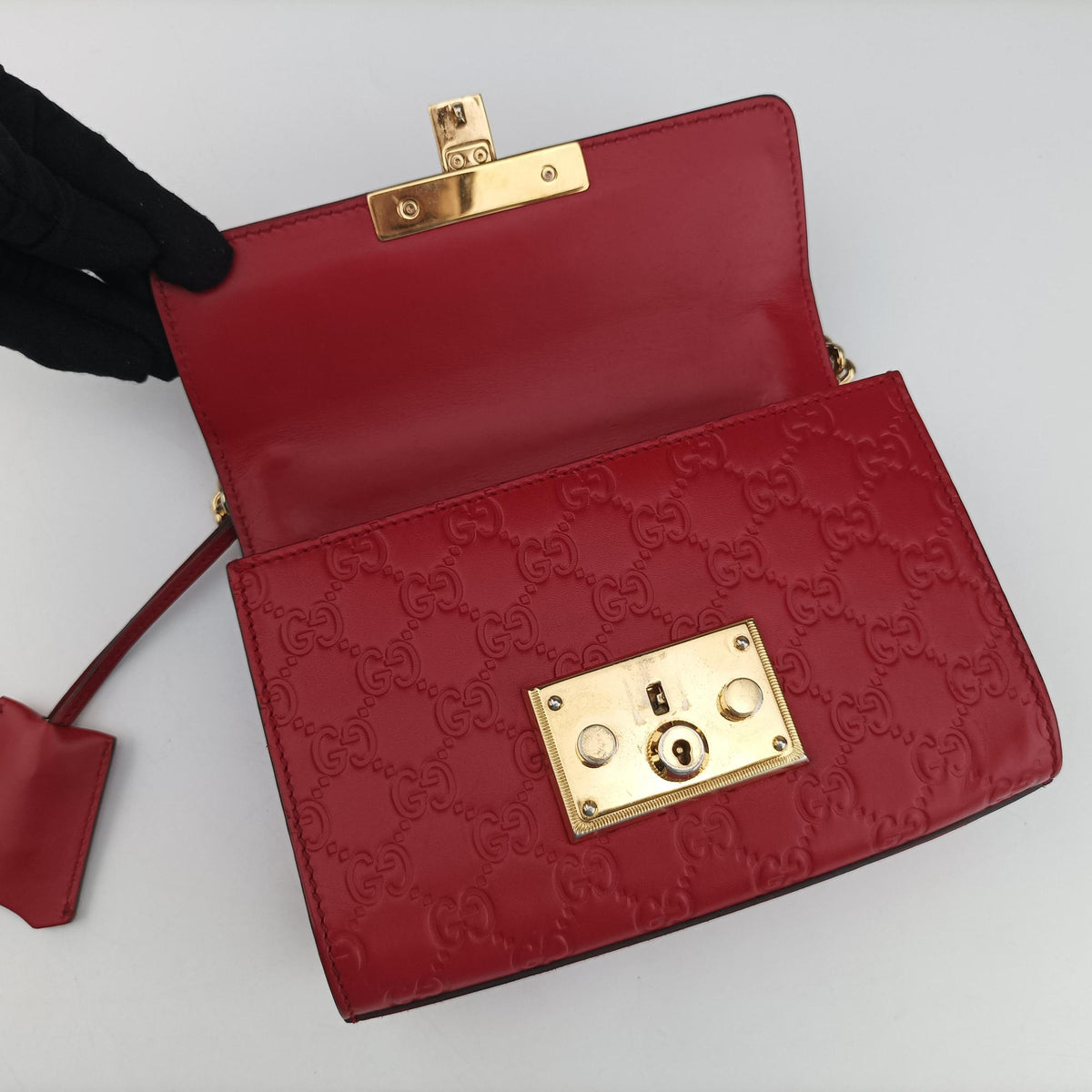 Pre-owned Gucci Padlock Red Leather 409487 shoulderbag | stylenewstar