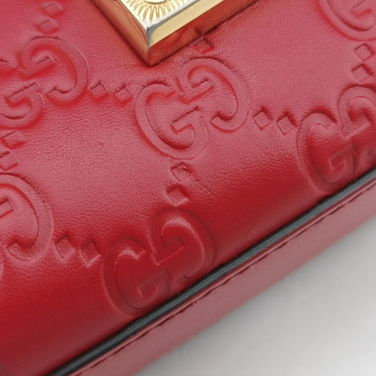 Pre-owned Gucci Padlock Red Leather 409487 shoulderbag | stylenewstar
