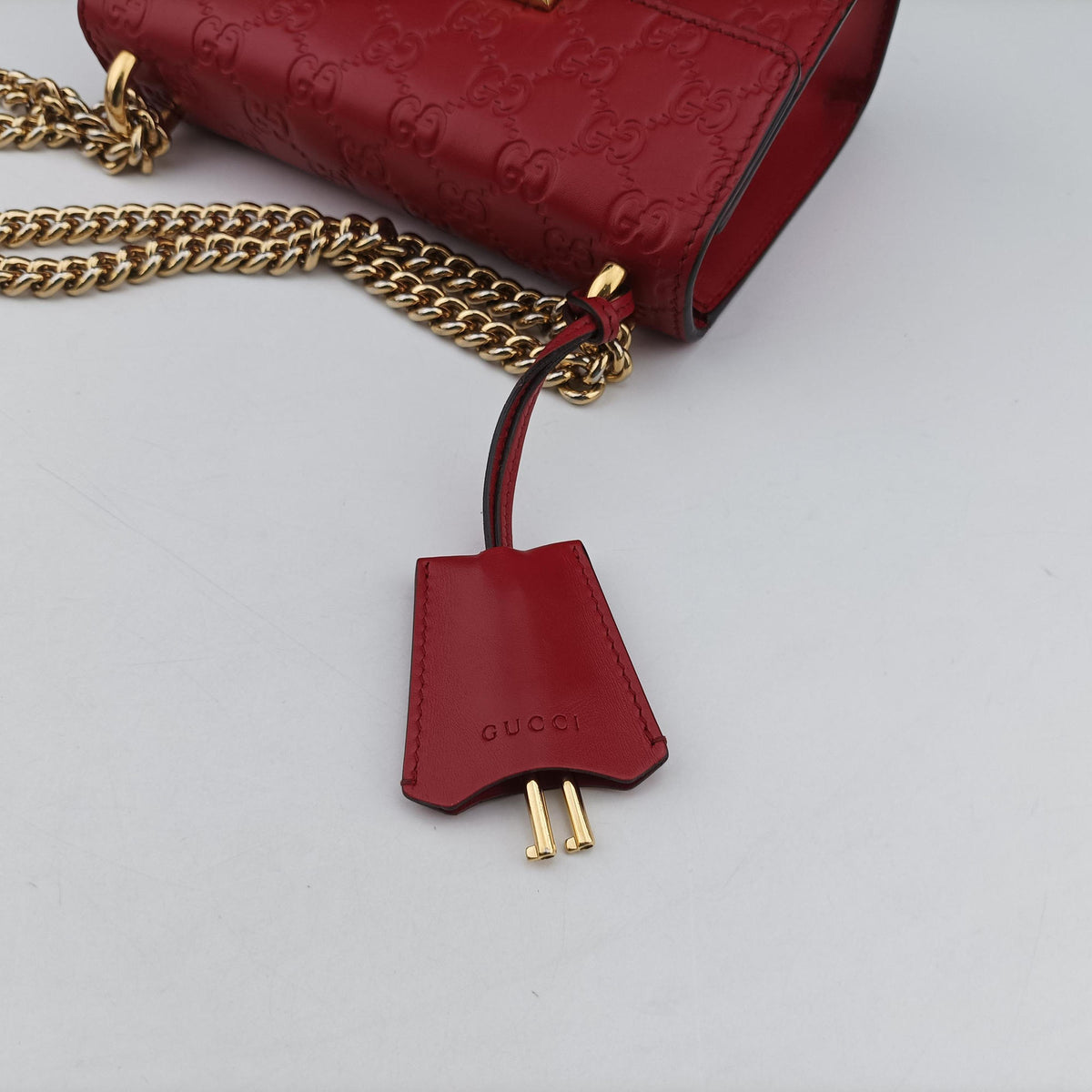 Pre-owned Gucci Padlock Red Leather 409487 shoulderbag | stylenewstar