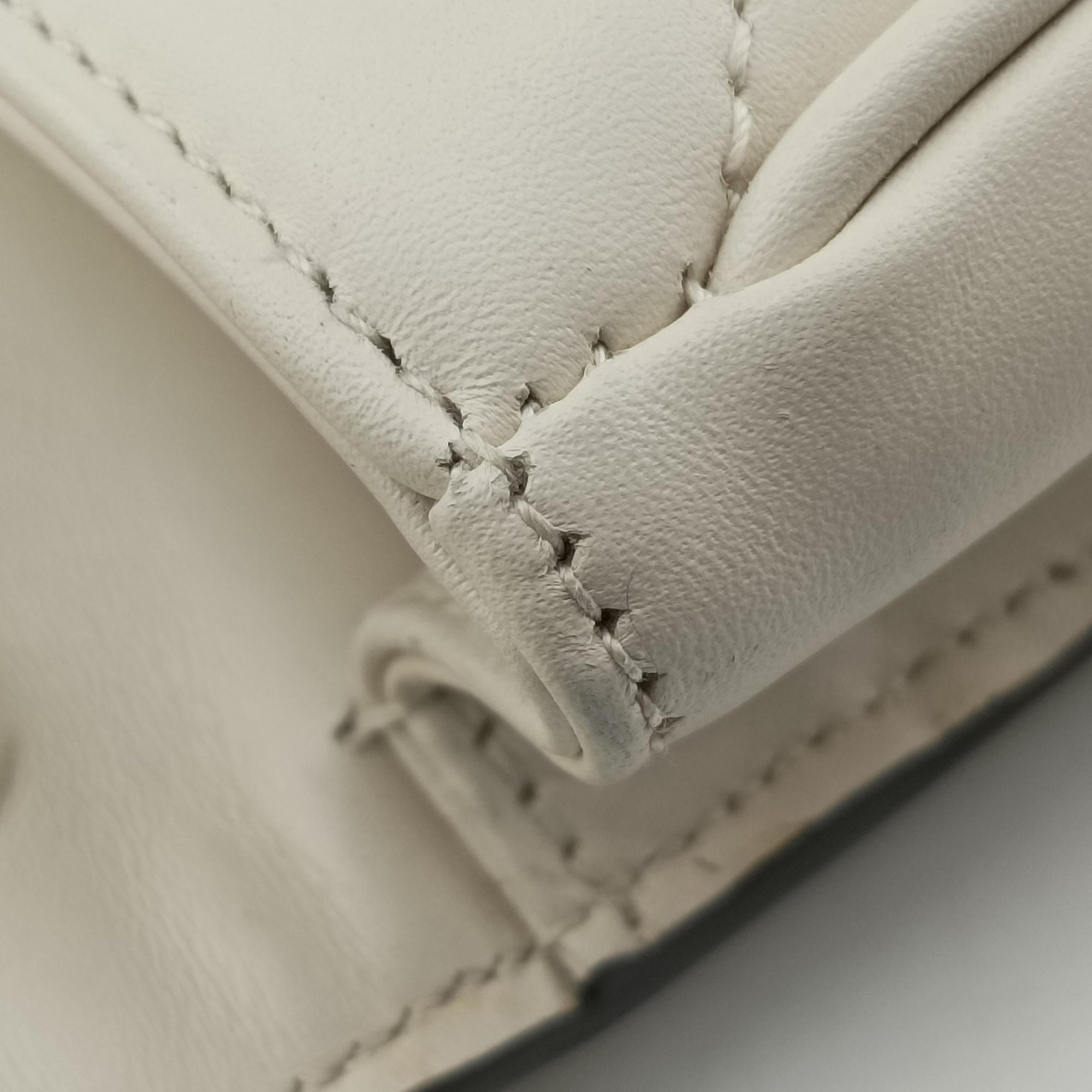 Pre-owned Gucci Mini Deco White Leather 741457 520981 shoulderbag | stylenewstar